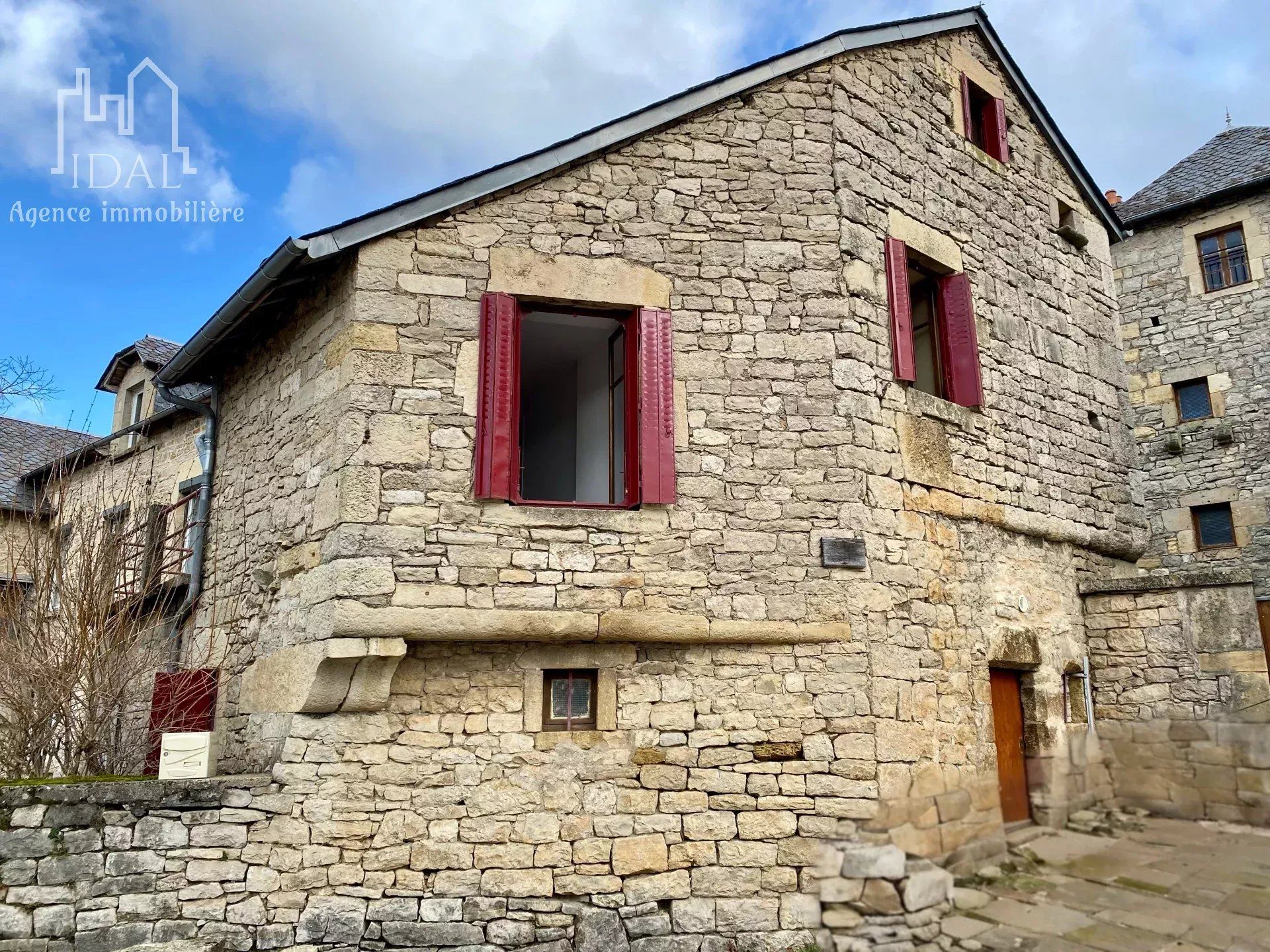 Rumah di Recoules-Previnquieres, Occitanie 12883711