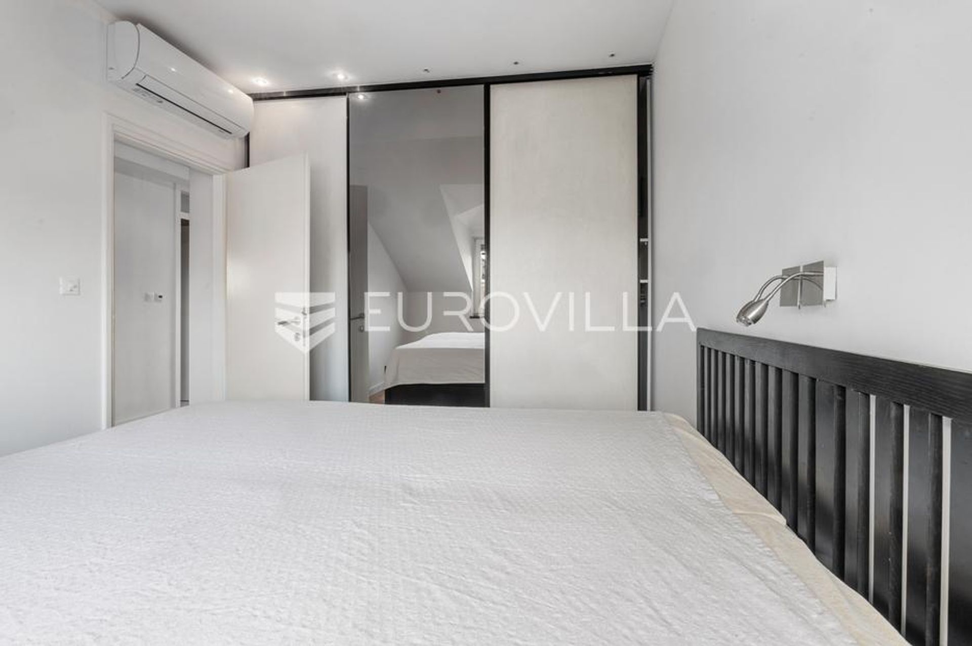 Condominio en Zagreb,  12883905