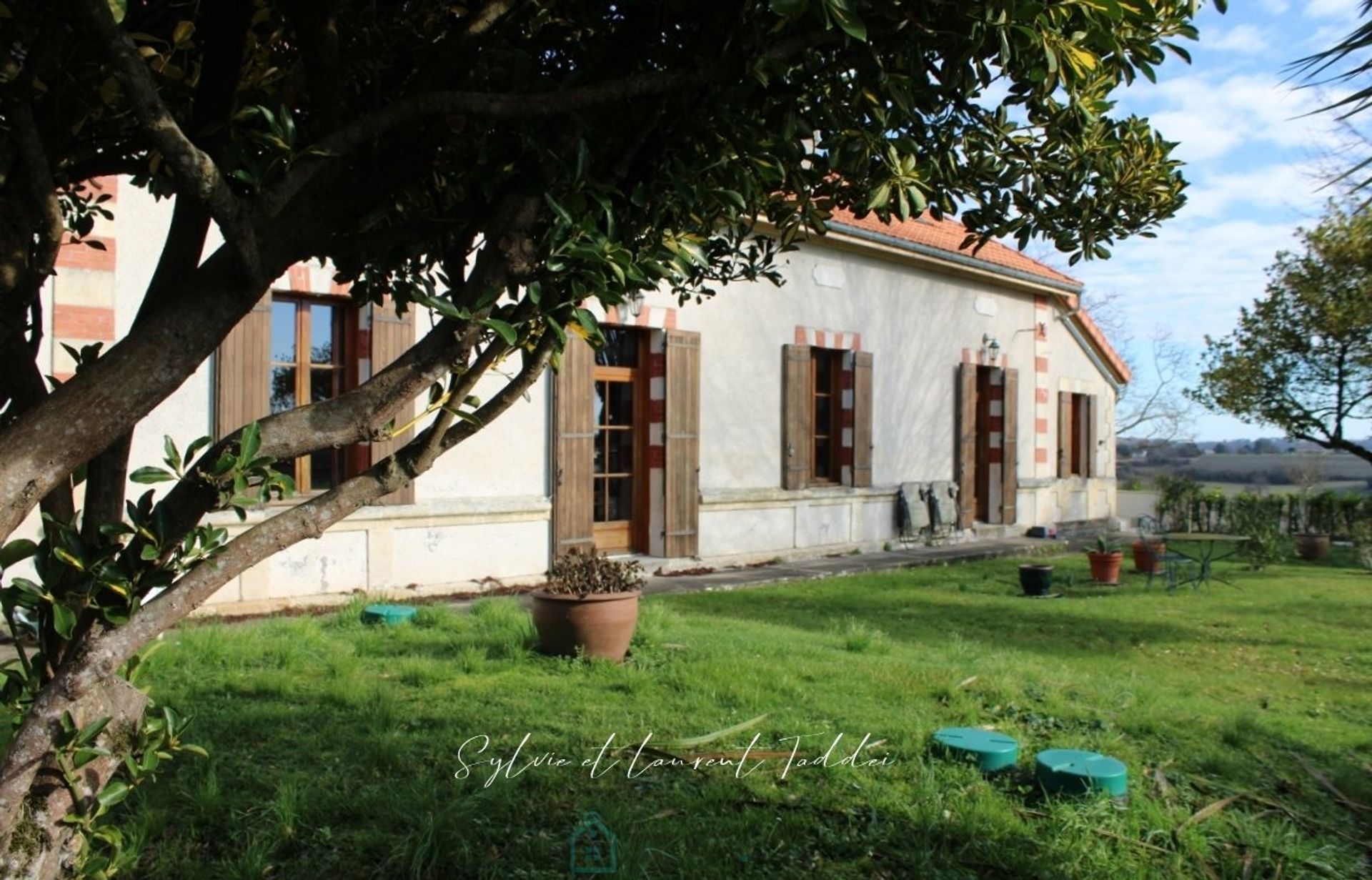 Hus i Montendre, Nouvelle-Aquitaine 12883955