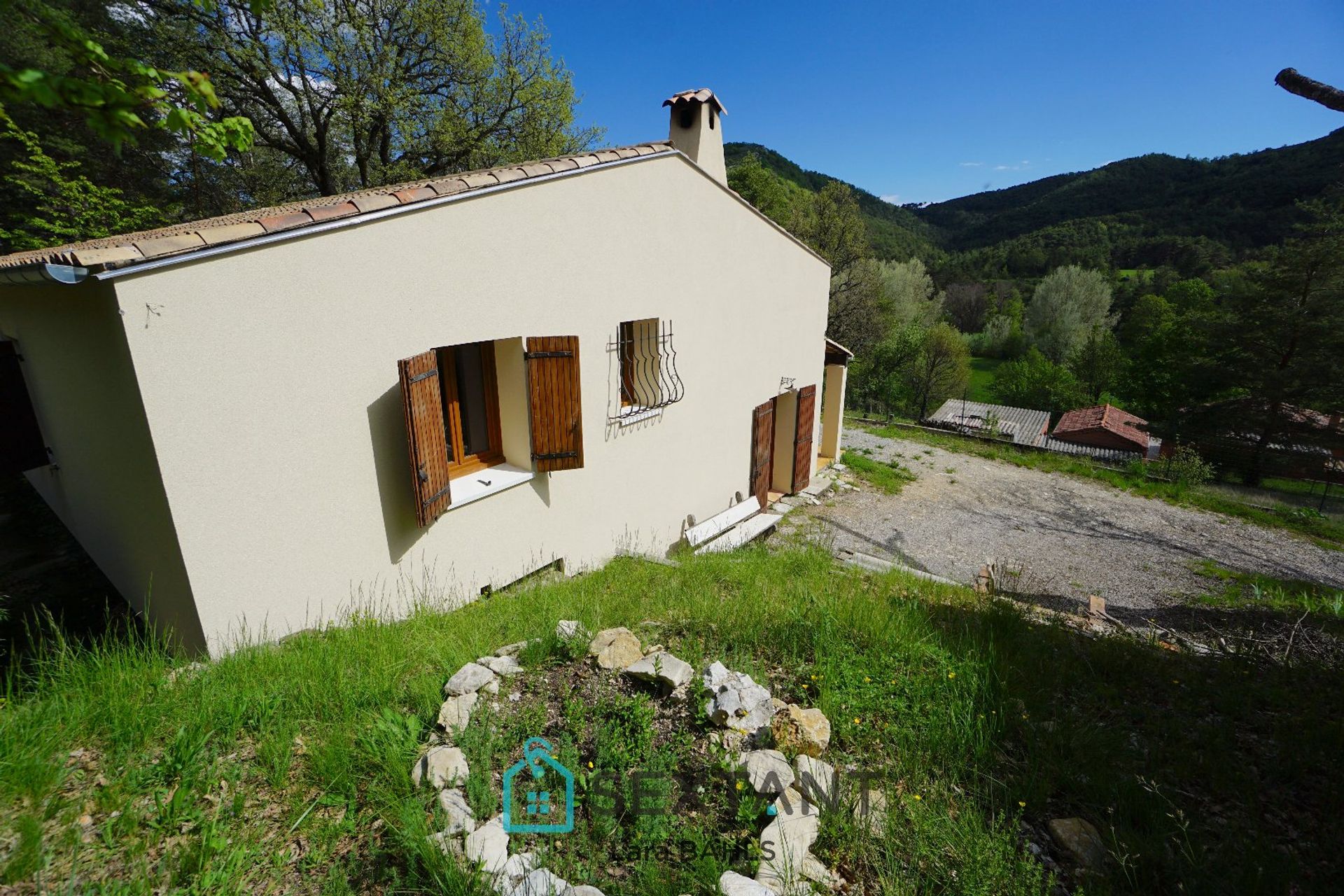 Hus i Comps-sur-Artuby, Provence-Alpes-Côte d'Azur 12883957