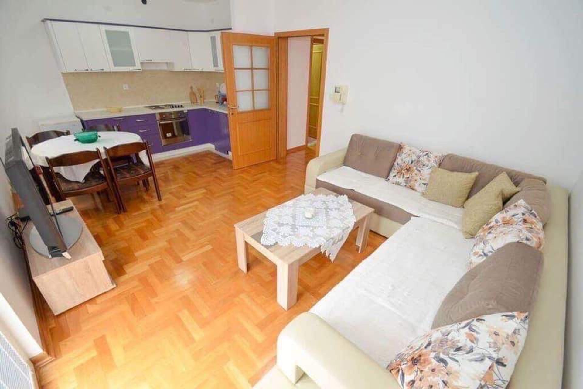 Condominio en Herceg Novi, Herceg Novi Municipality 12883994