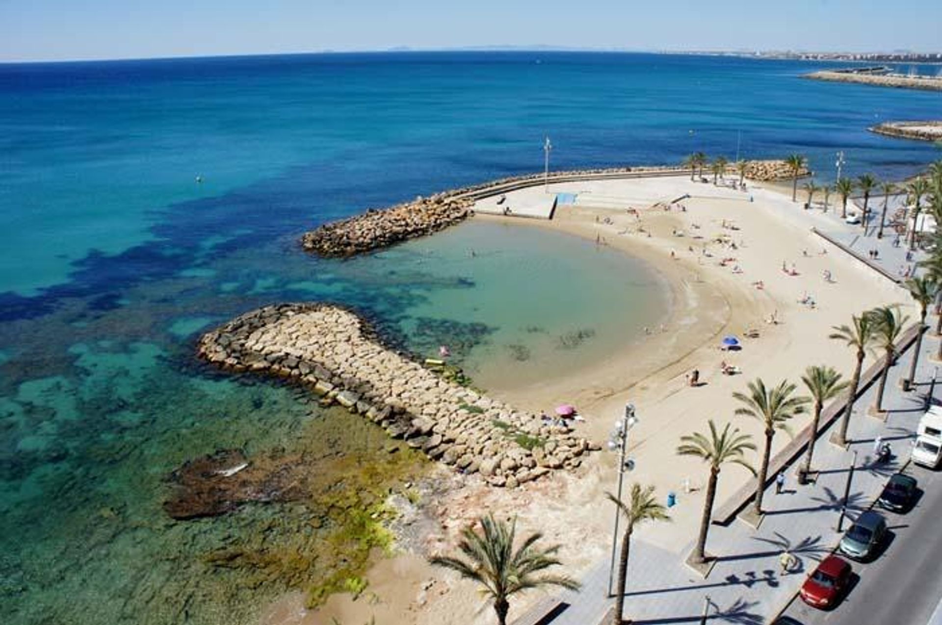 بيت في Torrevieja, Comunidad Valenciana 12884305