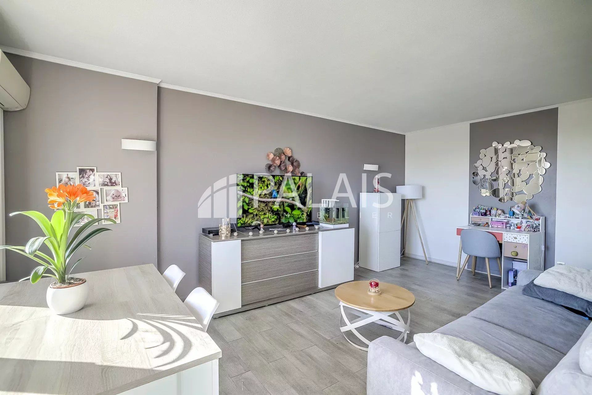 Residential in Nice, Alpes-Maritimes 12884347