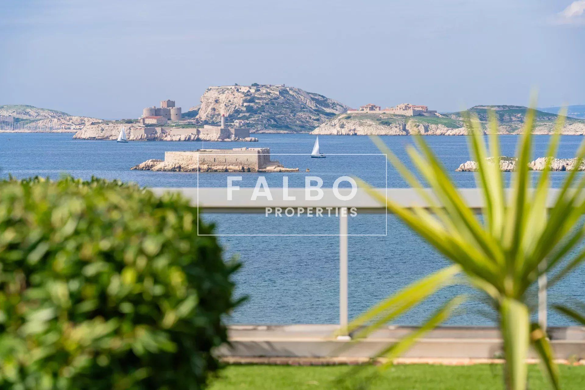 Talo sisään Marseille, Provence-Alpes-Cote d'Azur 12884381