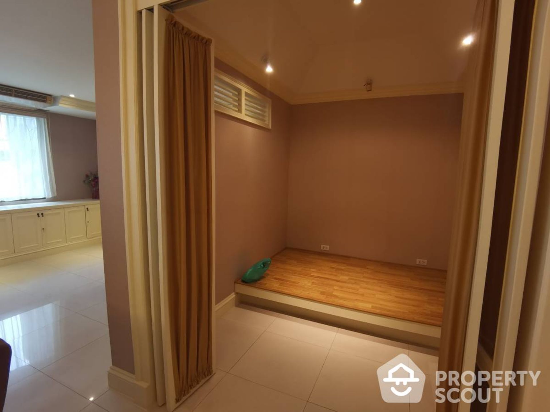 Квартира в , Krung Thep Maha Nakhon 12884824