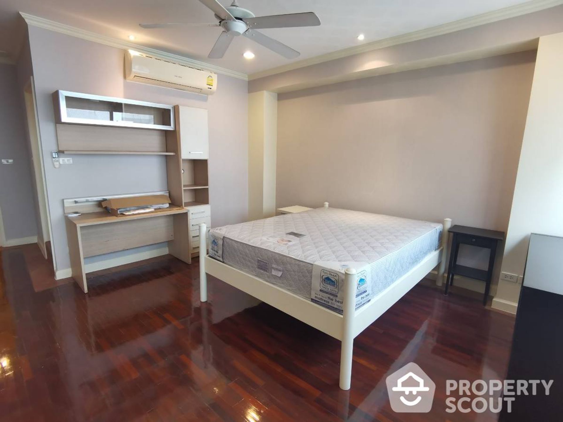 Квартира в , Krung Thep Maha Nakhon 12884824