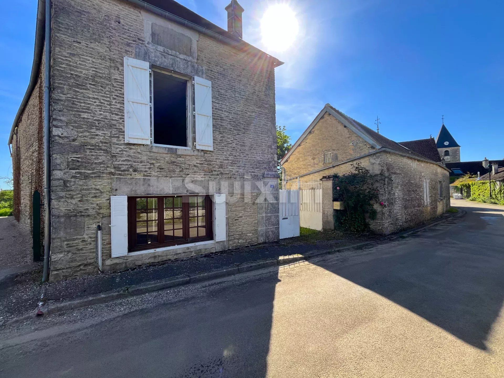 loger dans Noyers, Yonne 12884920