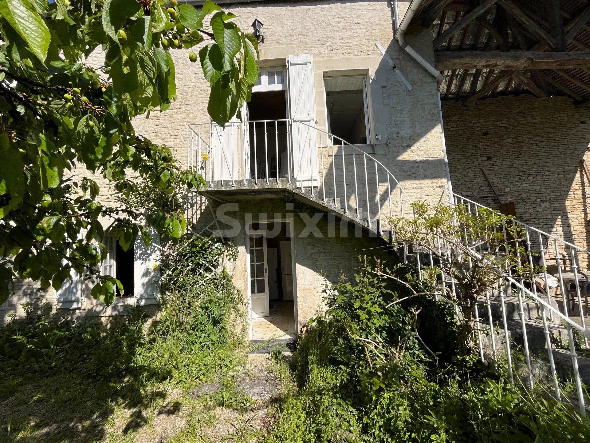 Hus i Noyers, Yonne 12884920