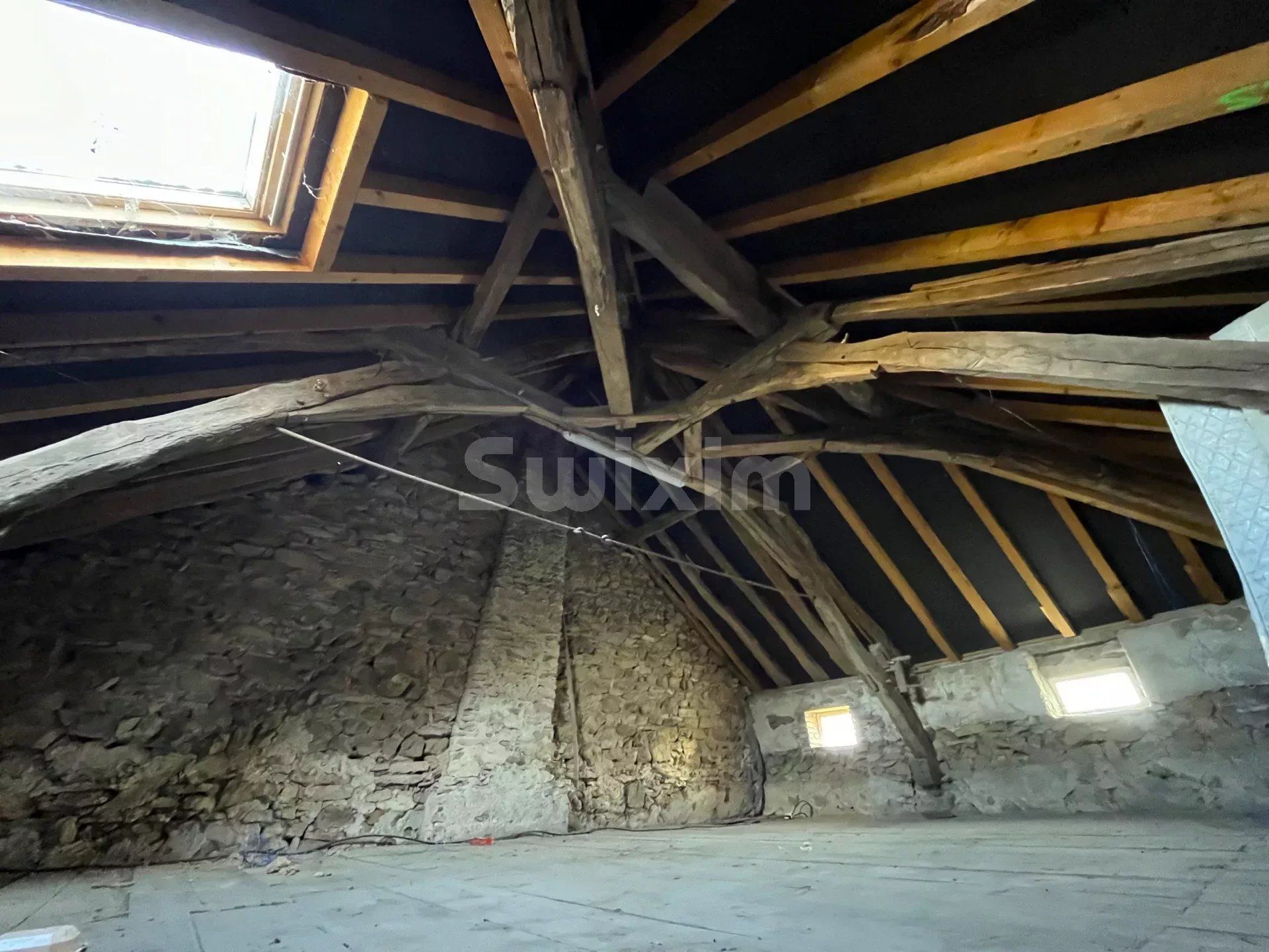 House in Semur-en-Auxois, Côte-d'Or 12884921