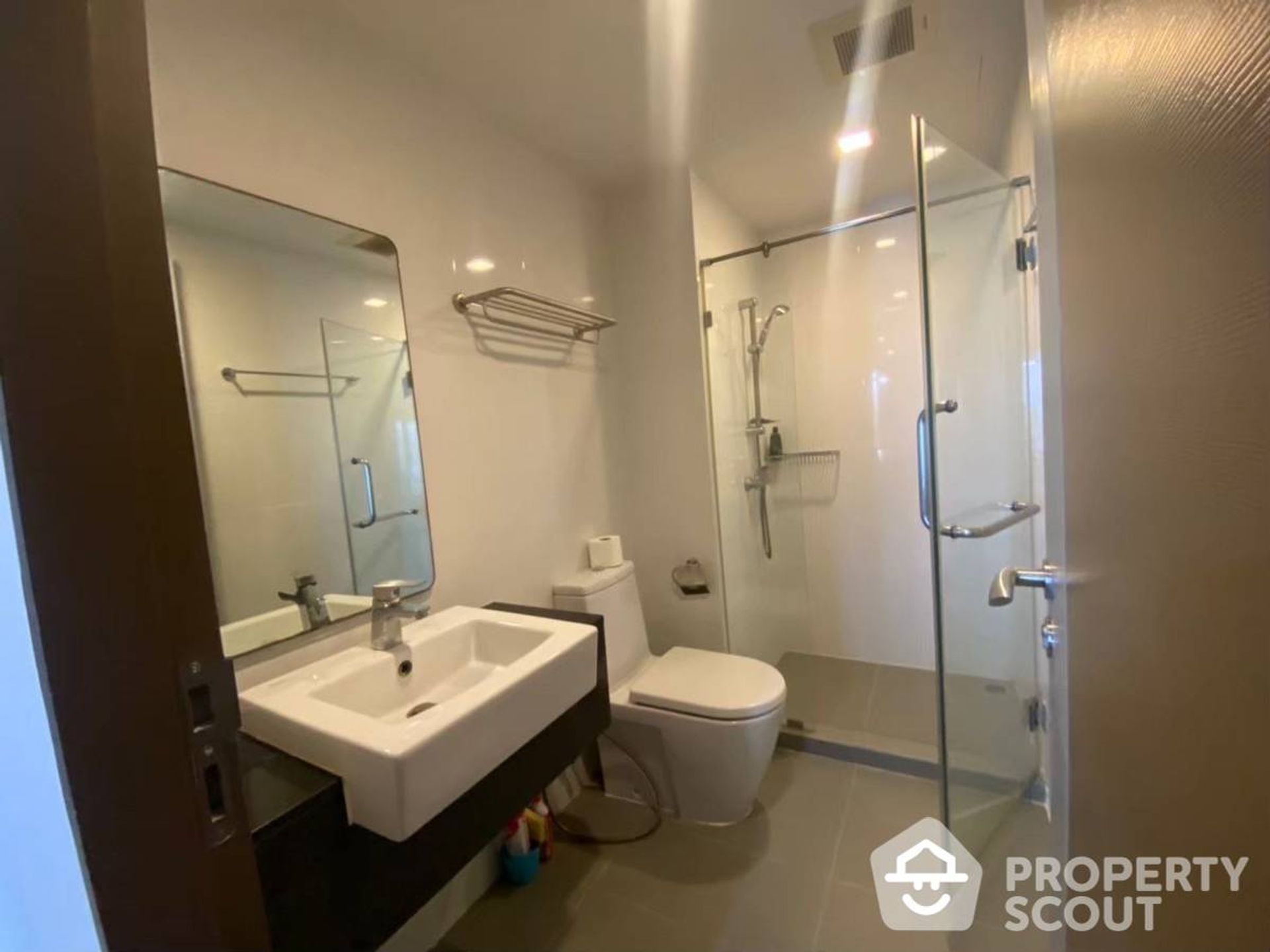 Condominium in , Krung Thep Maha Nakhon 12885273