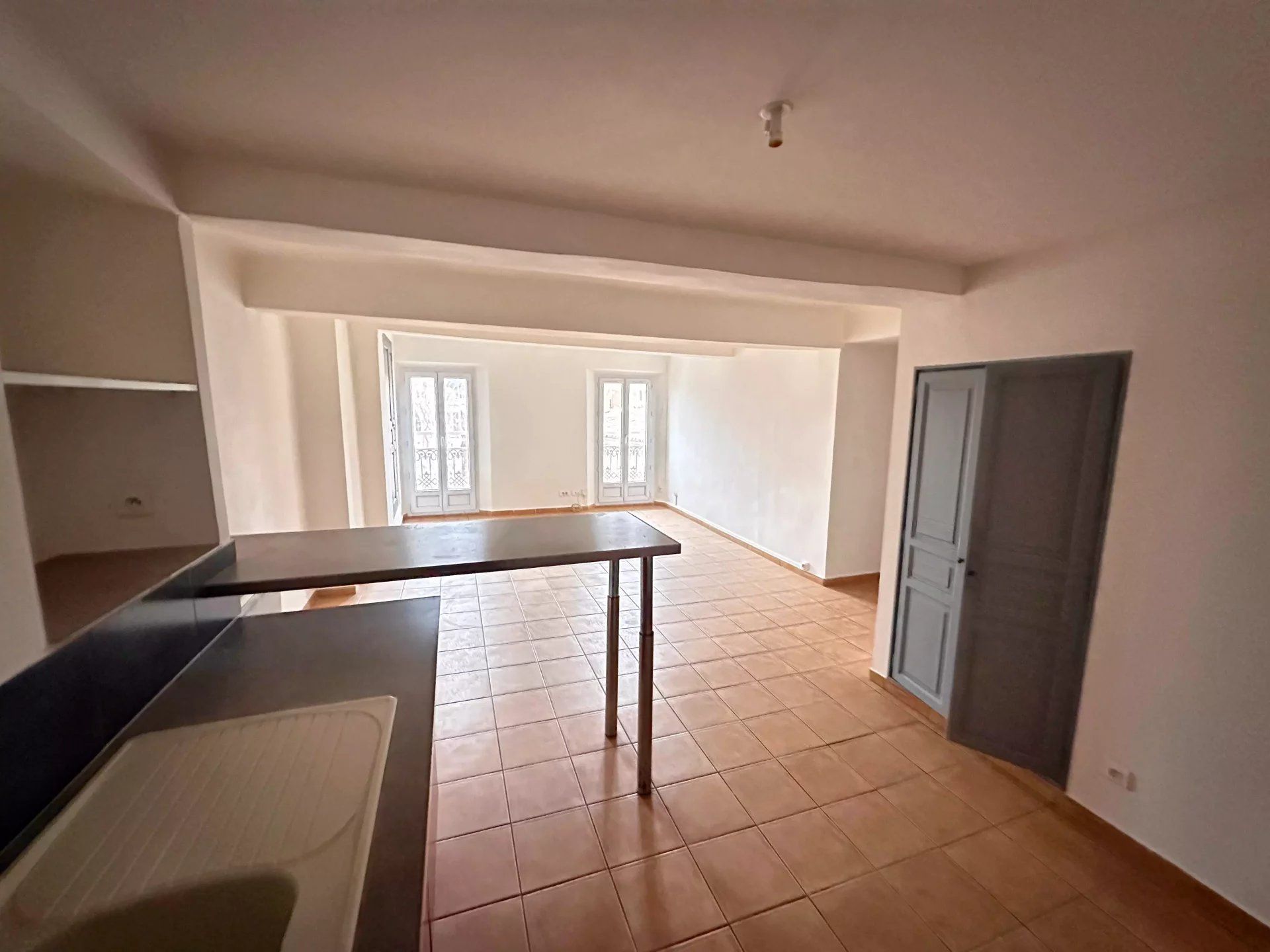 Condominium dans Salernes, Var 12885409