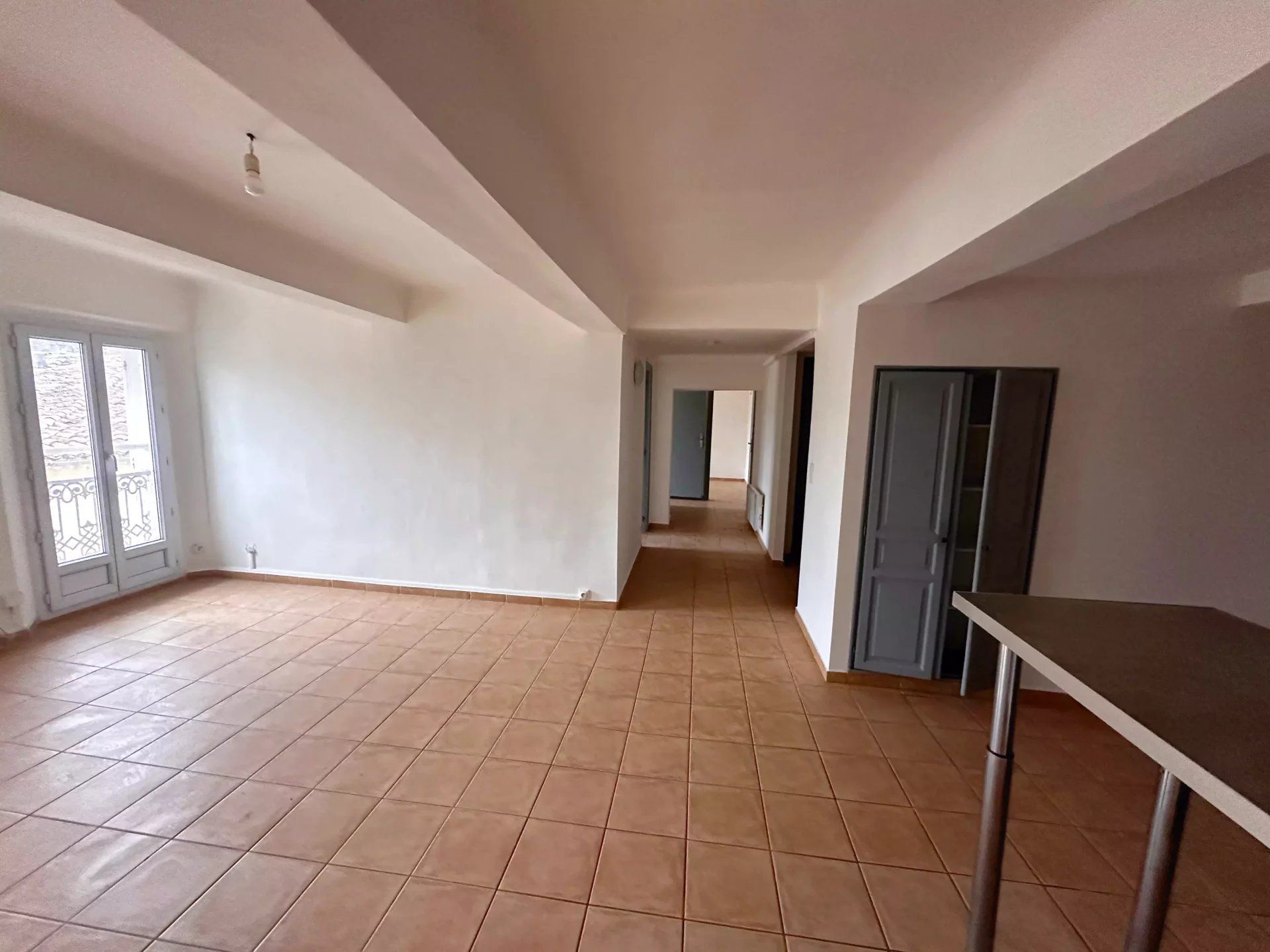 Condominium dans Salernes, Var 12885409