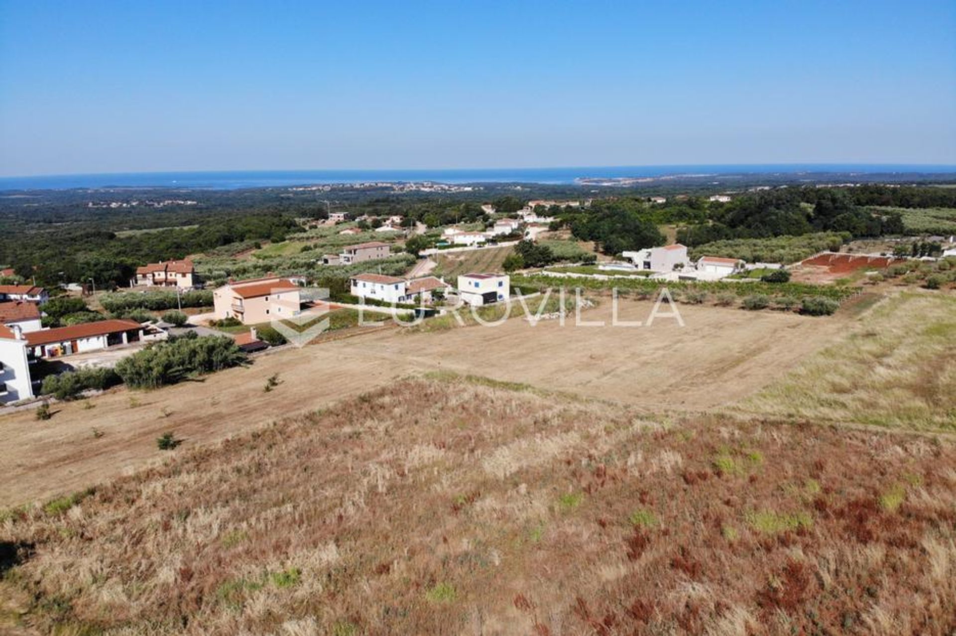 Land in Pazin, Istarska Zupanija 12885477