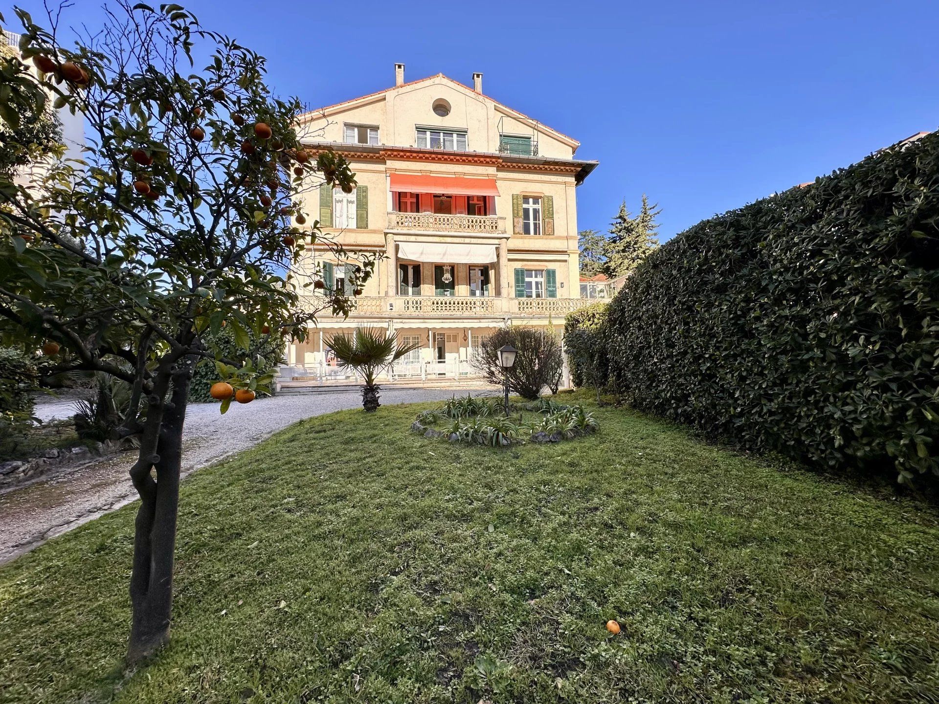 Condominium in Cannes, Alpes-Maritimes 12885845