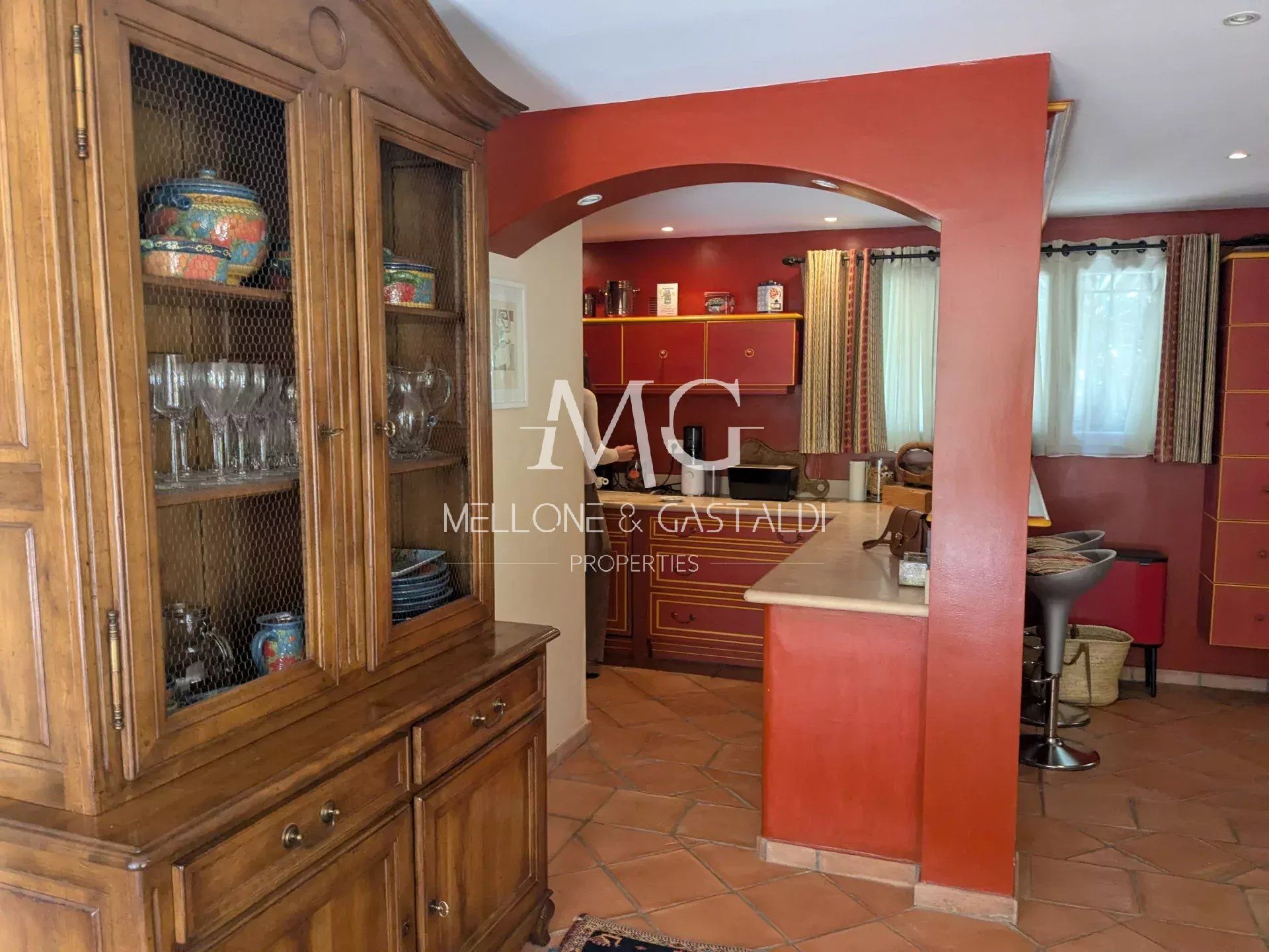 بيت في Roquebrune-sur-Argens, Var 12885848