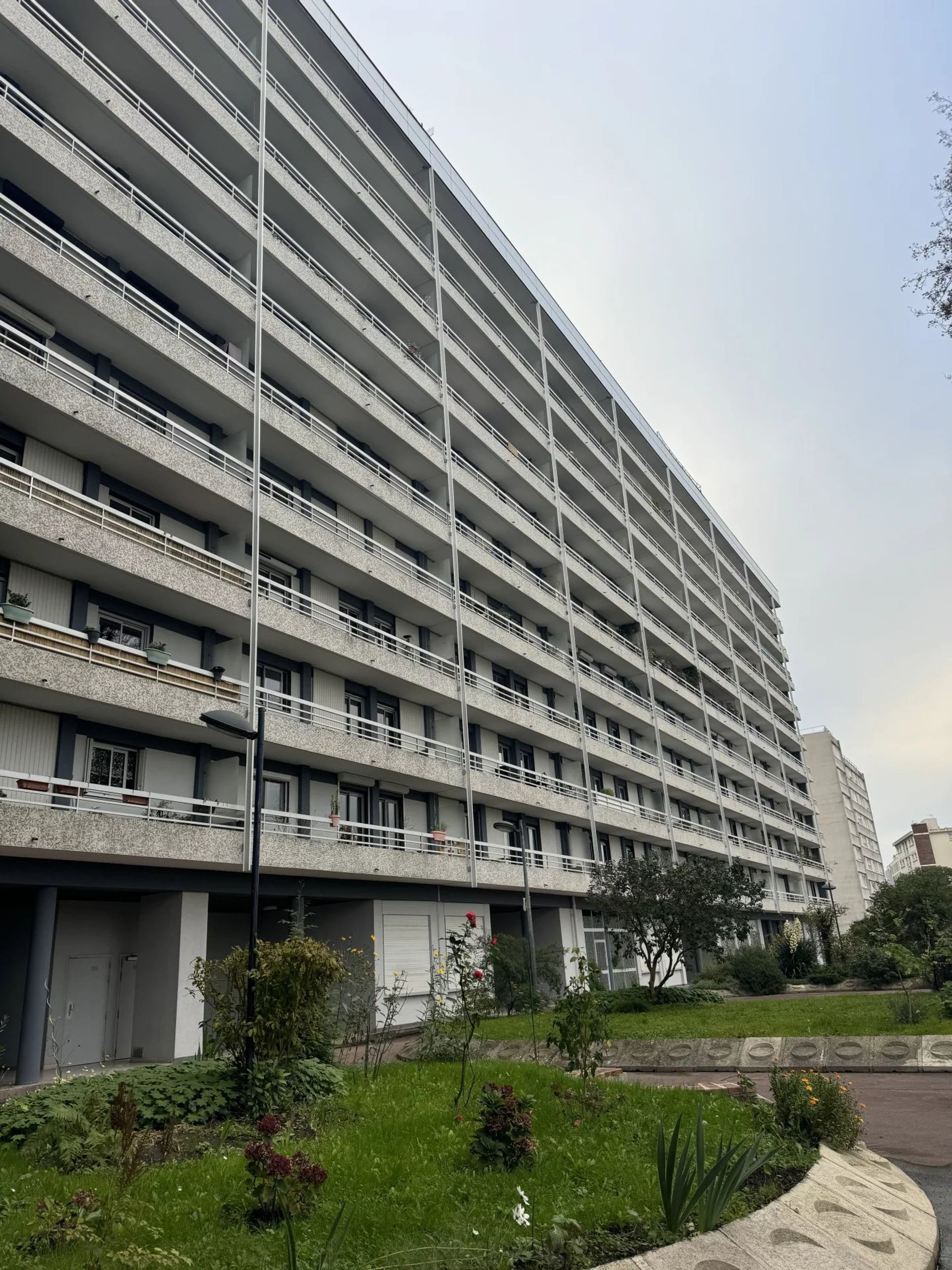 주거용 에 Montreuil, Seine-Saint-Denis 12885866