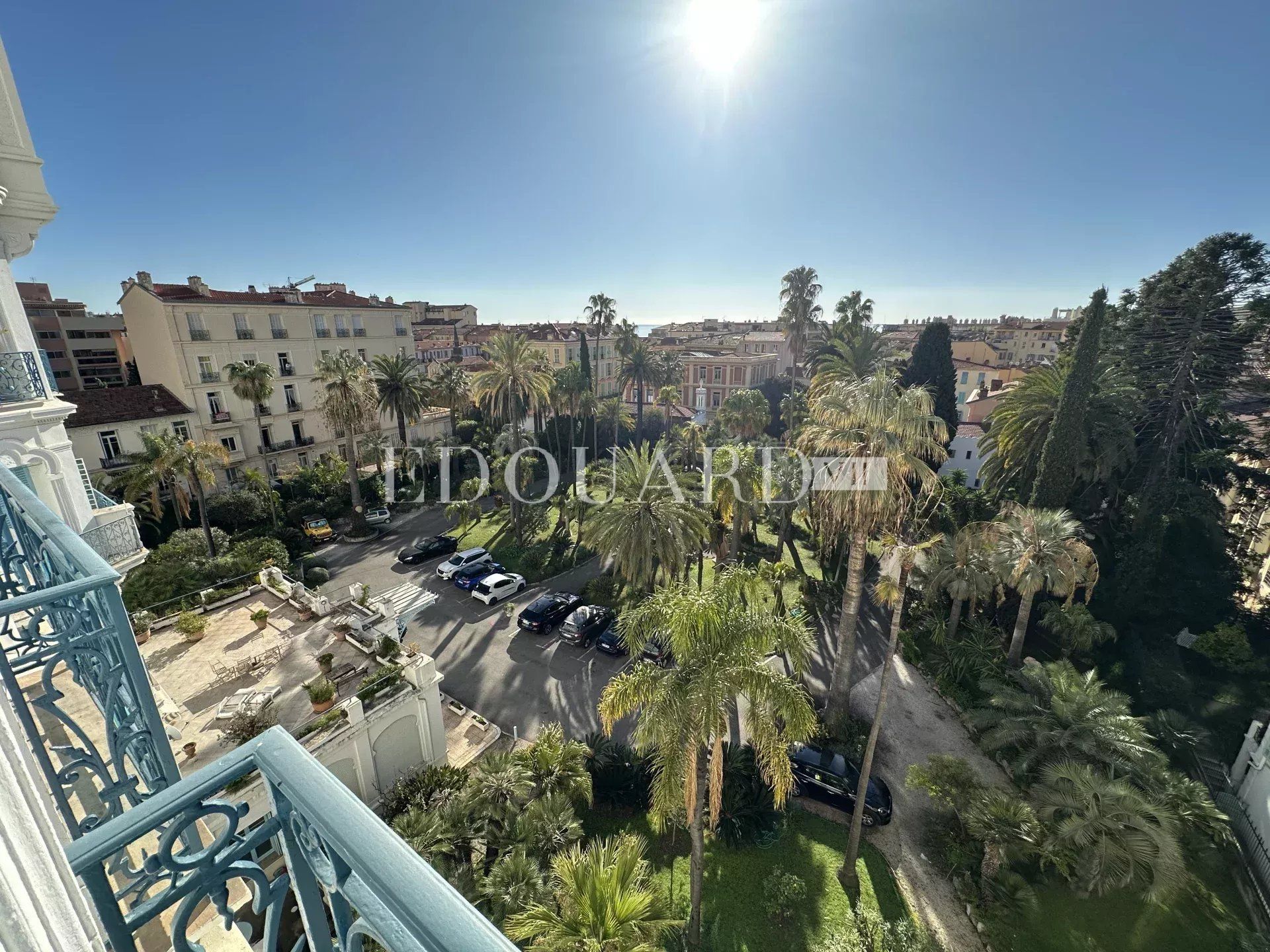 سكني في Menton, Alpes-Maritimes 12886229