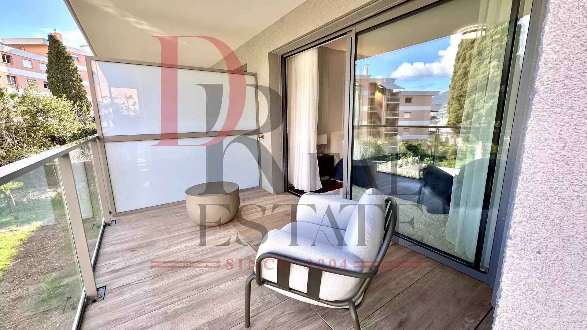 Kondominium w Roquebrune-Cap-Martin, Alpes-Maritimes 12886279