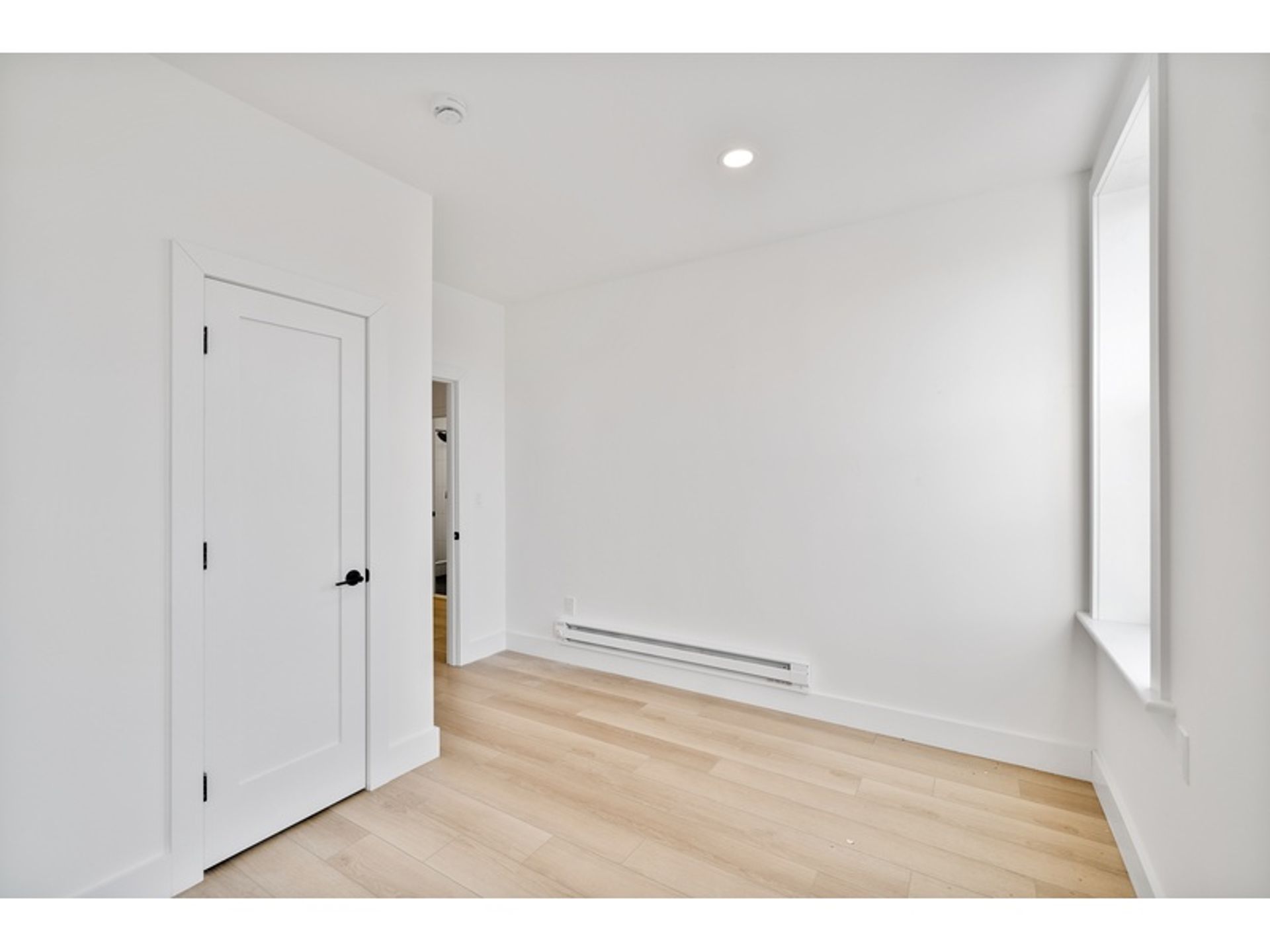 Condominium in Hoboken, New Jersey 12886386