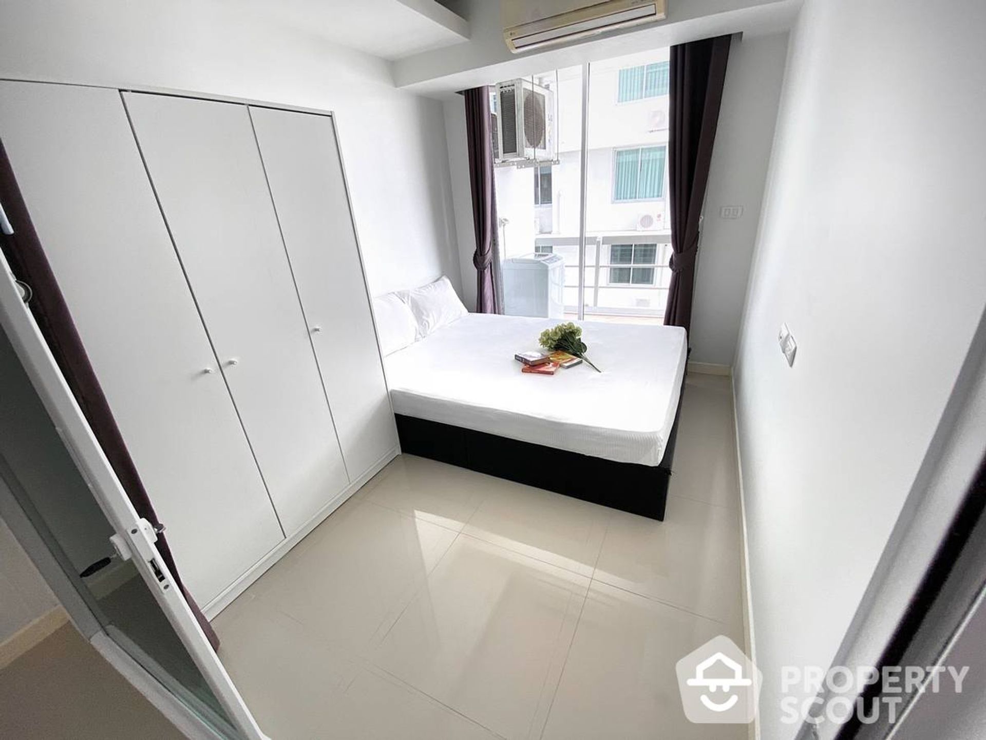 Condominium in , Krung Thep Maha Nakhon 12886538