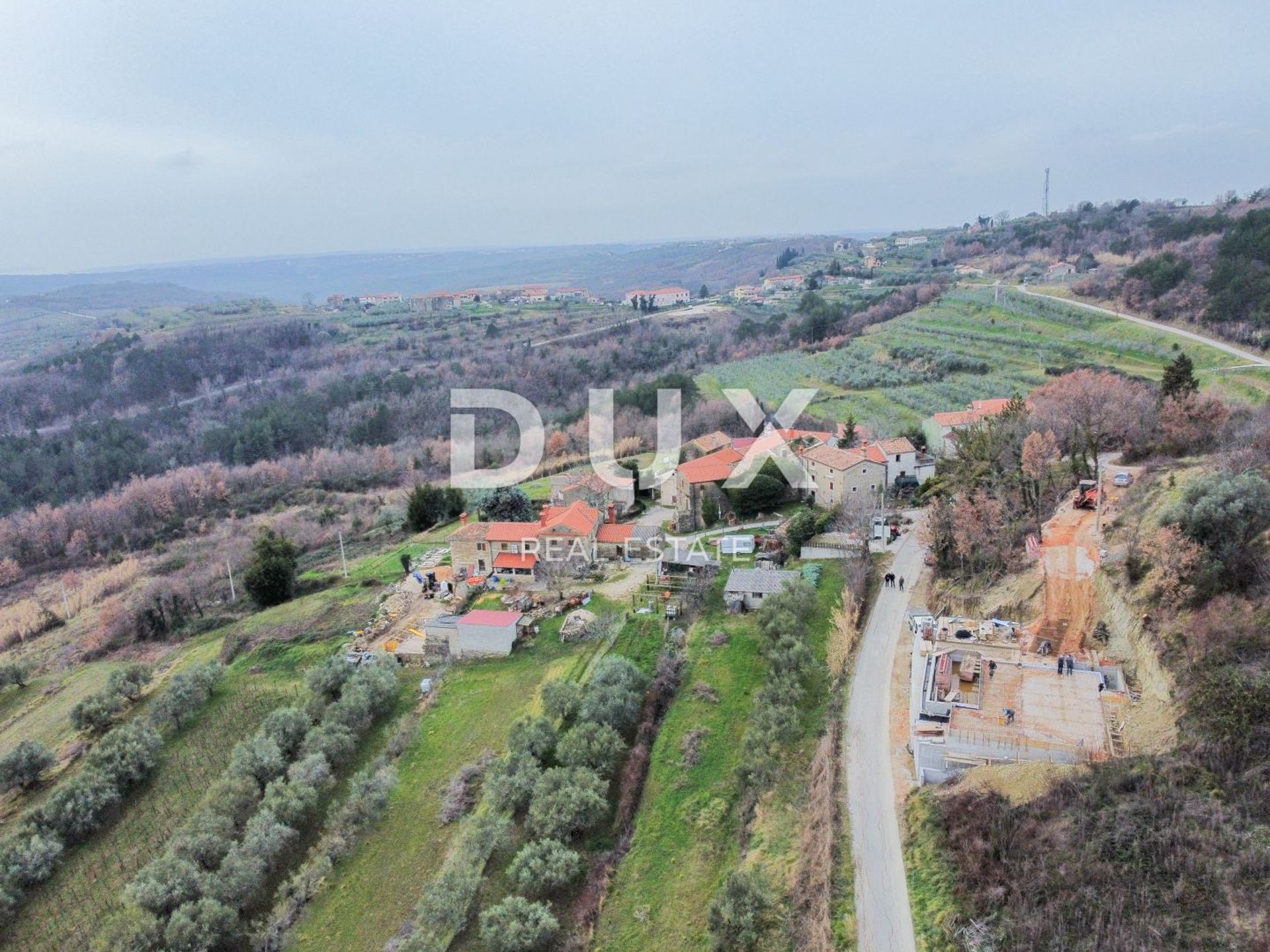 casa en Groznjan, Istarska Županija 12886821