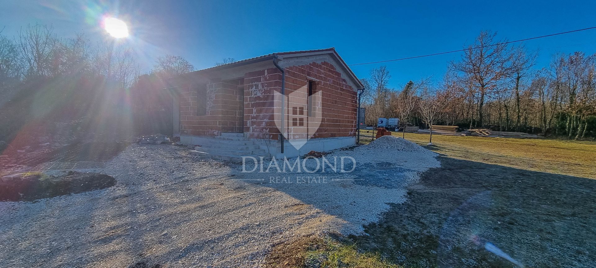 House in Svetvinčenat, Istria County 12887034