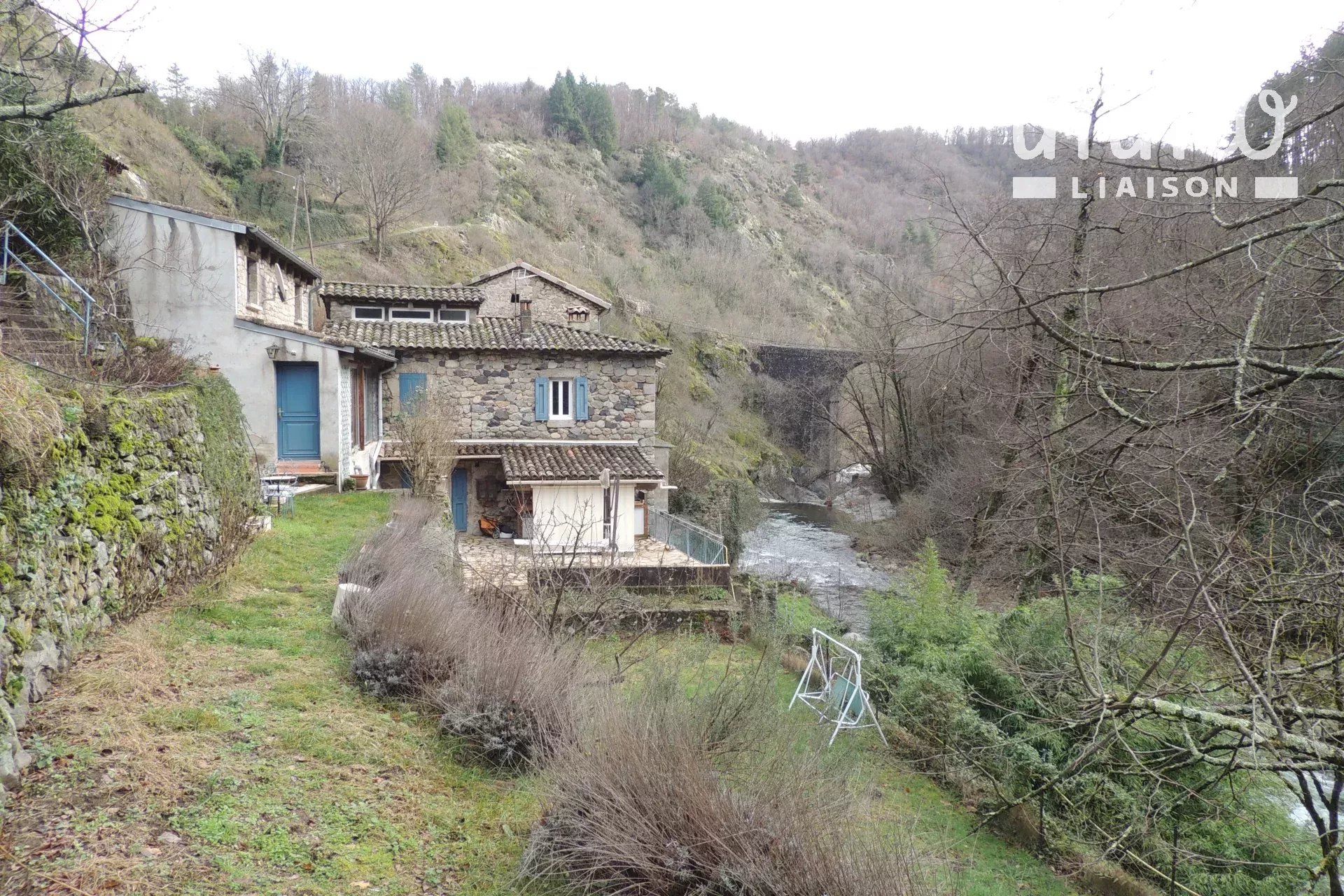 Bolig i Vallées-d'Antraigues-Asperjoc, Ardèche 12887319