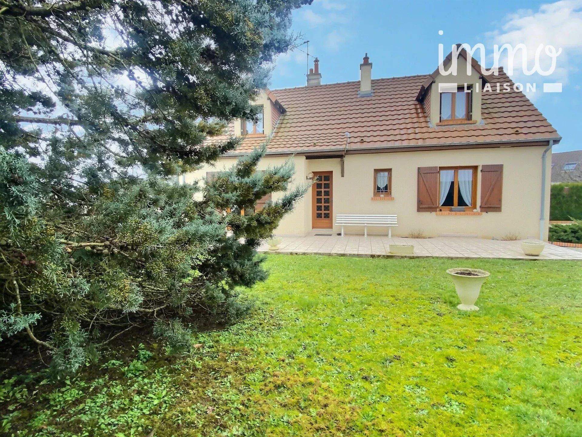 Osiedle mieszkaniowe w Valloire-sur-Cisse, Loir-et-Cher 12887320