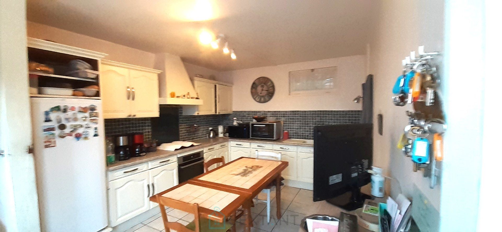 Comercial en Honfleur, Normandy 12887874