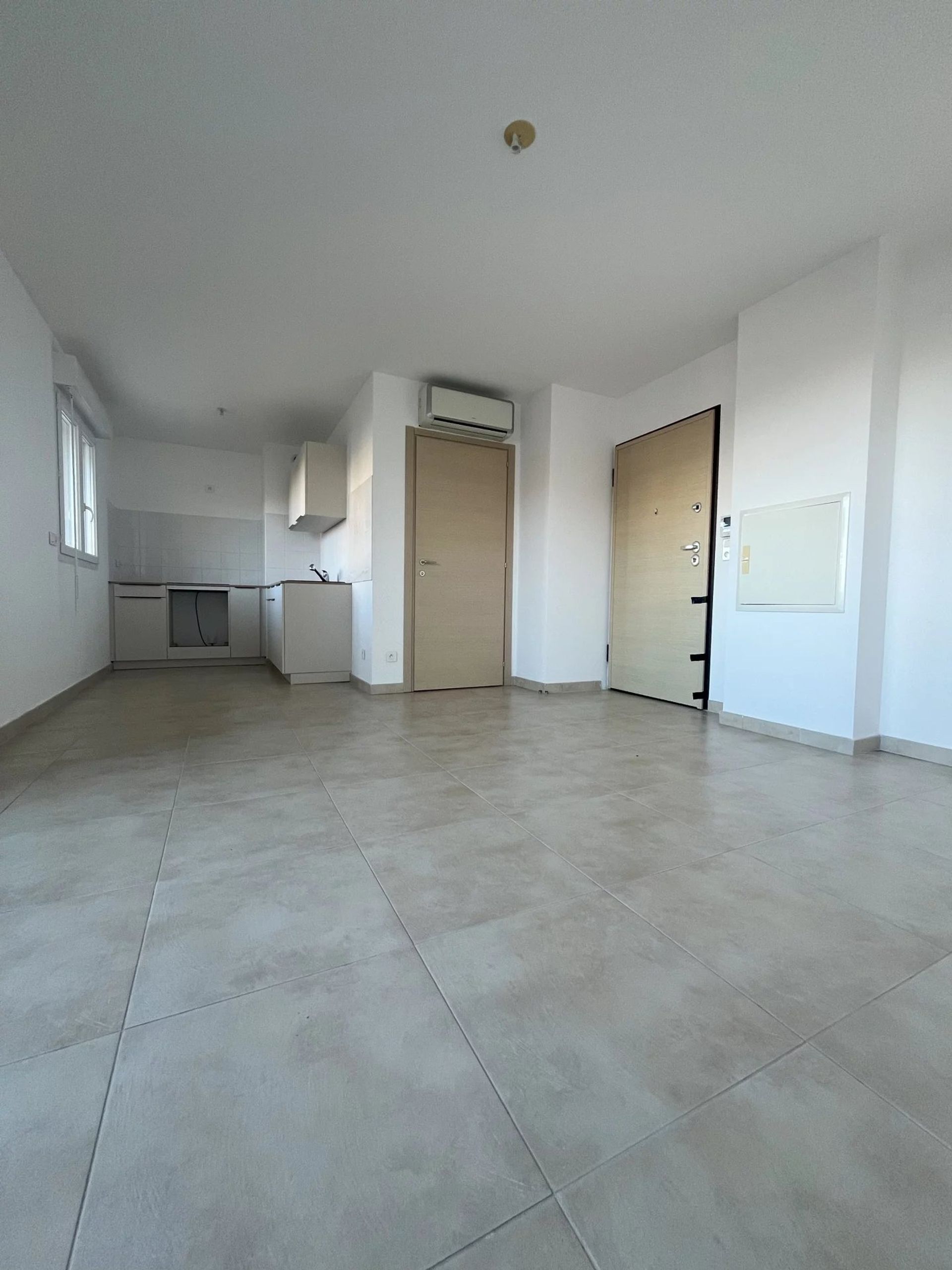 Condominium in Lupino, Corsica 12888077