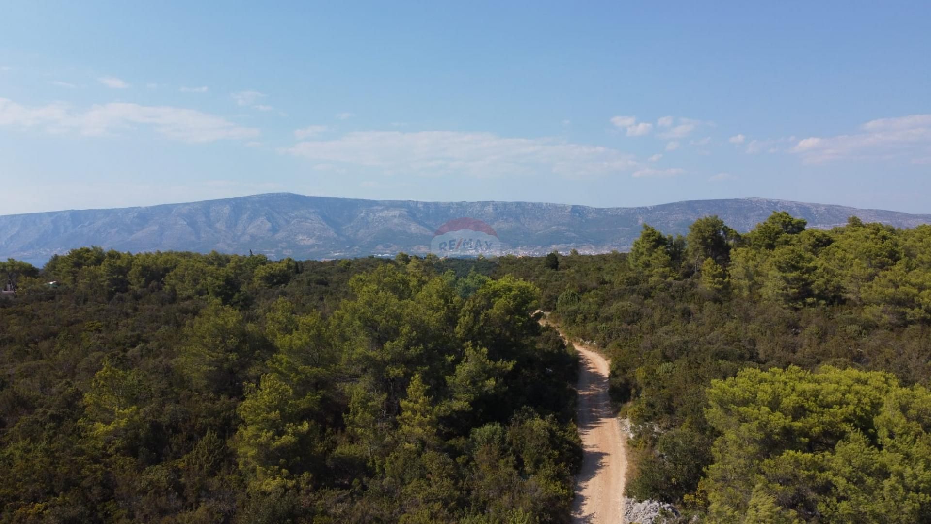 Land i Vrbanj, Split-Dalmatia County 12888582