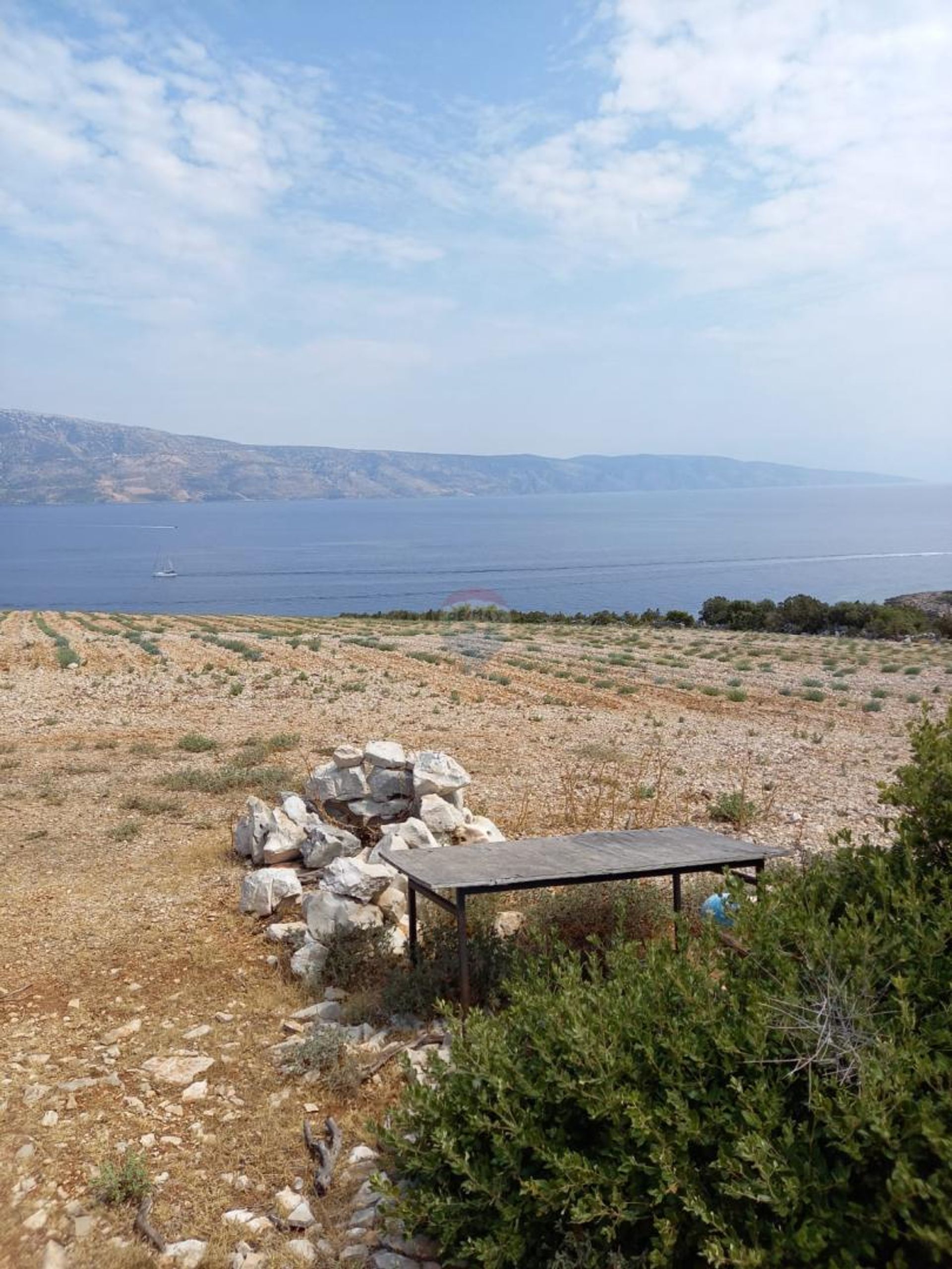 Land i Vrbanj, Split-Dalmatia County 12888582