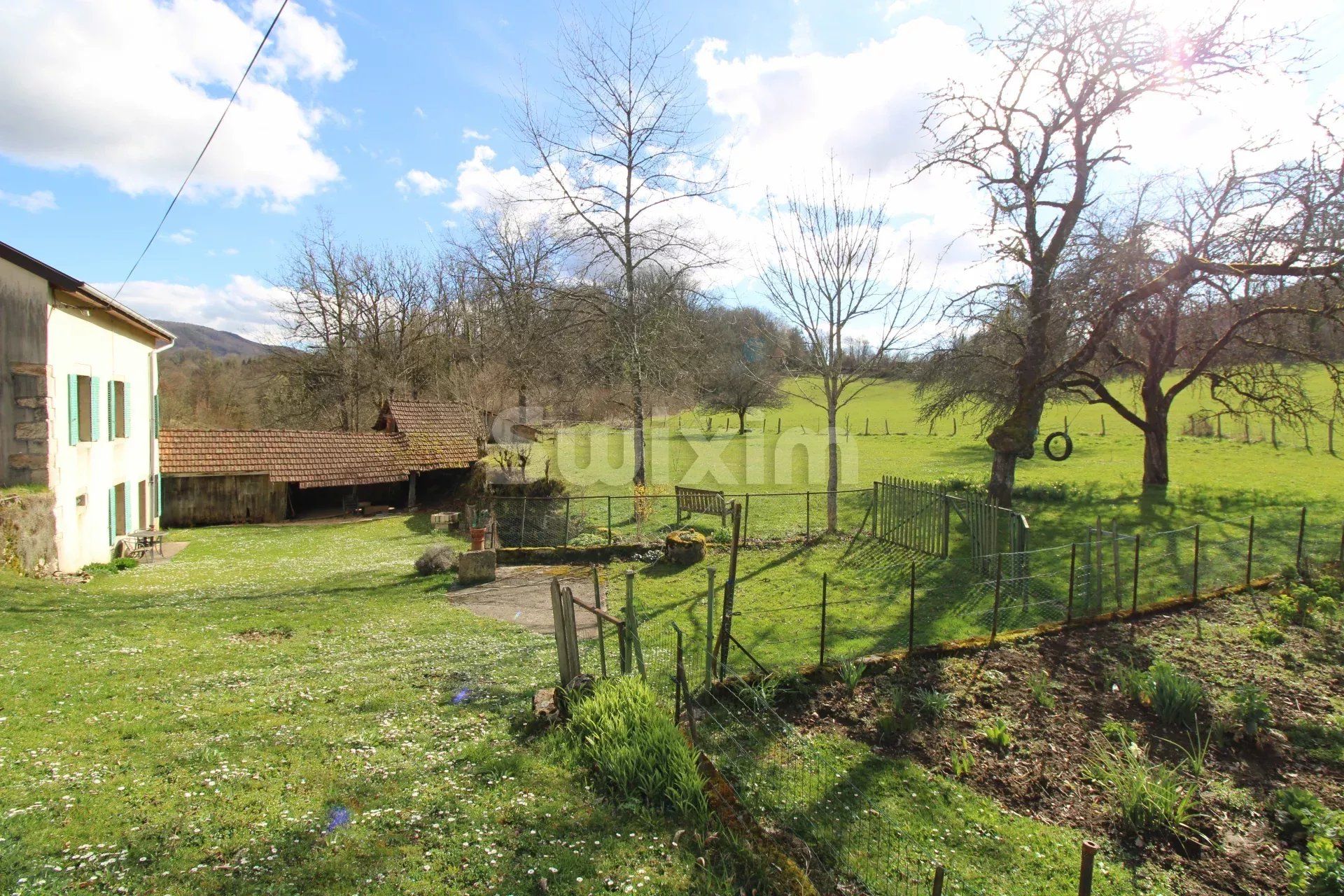 loger dans Coteaux du Lizon, Jura 12888608