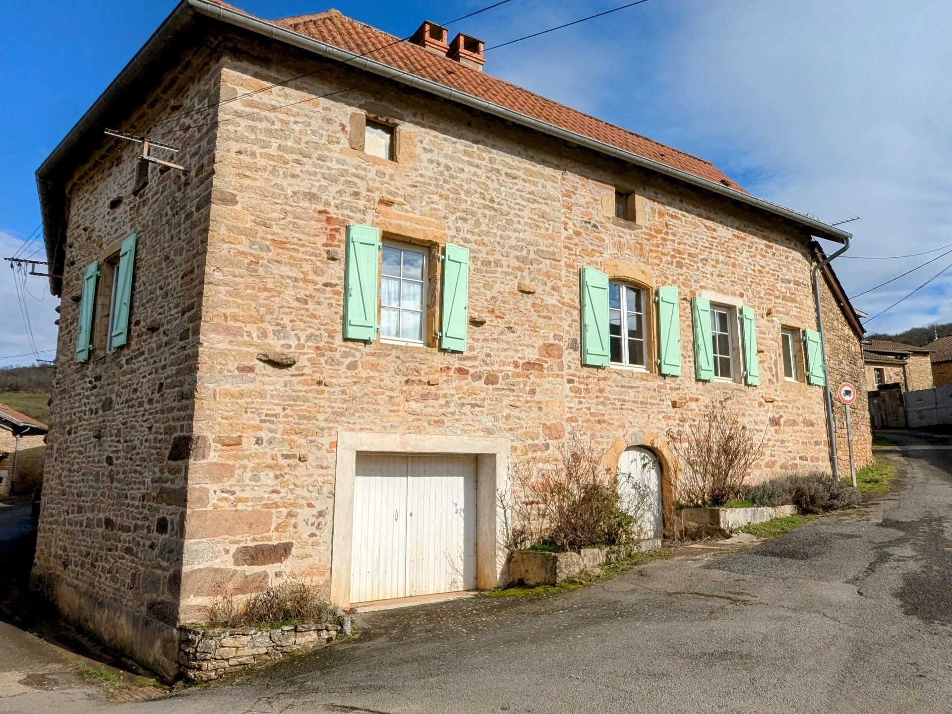 Hus i Berzé-la-Ville, Saône-et-Loire 12889096