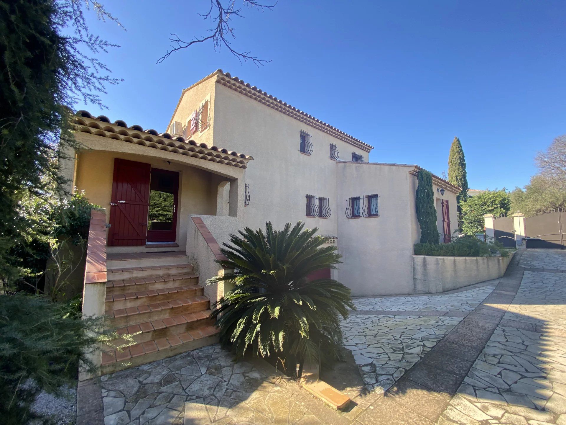 Haus im La Ciotat, Provence-Alpes-Cote d'Azur 12889106