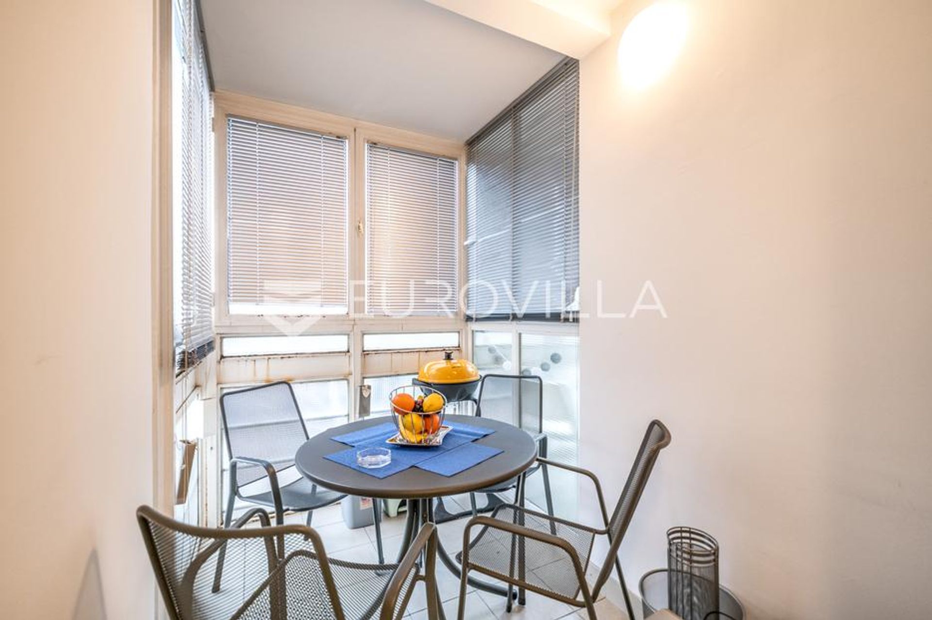 Condominio nel Zagabria, Zagabria, Laurea 12889266