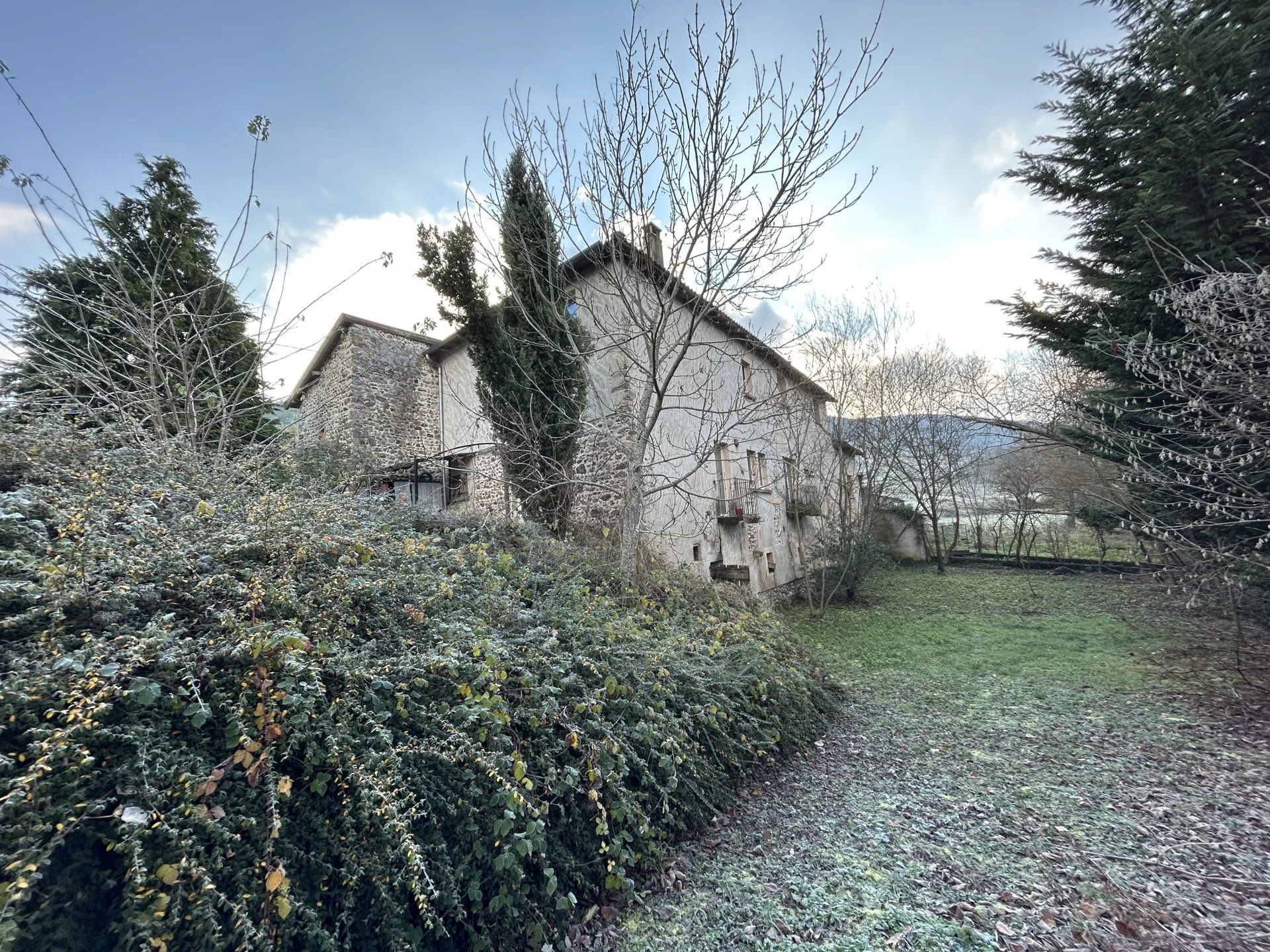 Hus i Saint-Jean-d'Ardieres, Auvergne-Rhone-Alpes 12889548