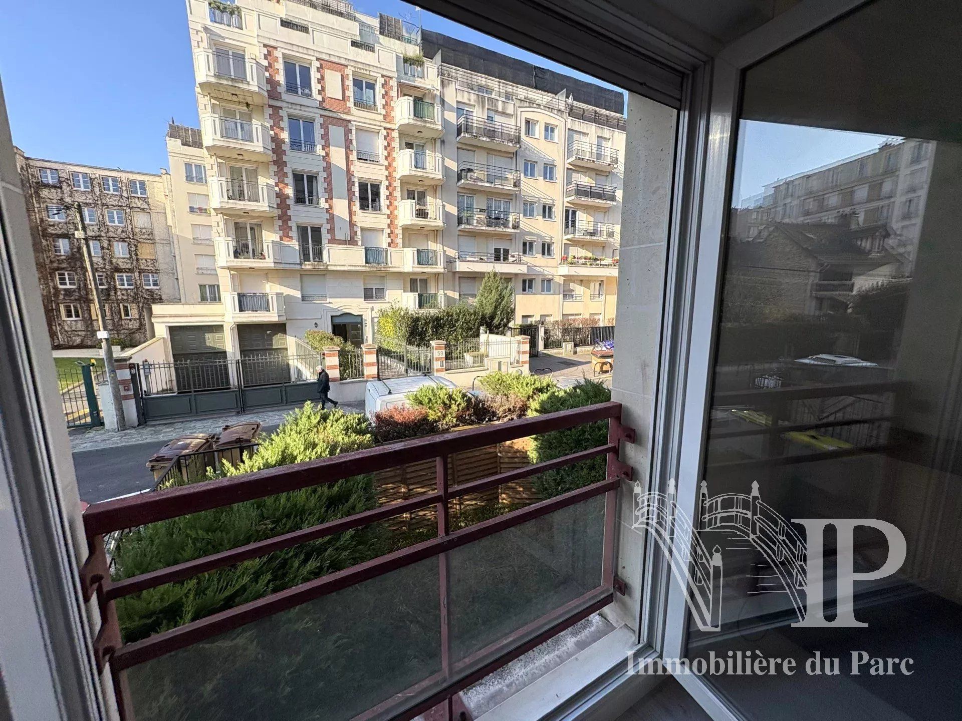 Condominio nel Courbevoic, Ile-de-France 12890037