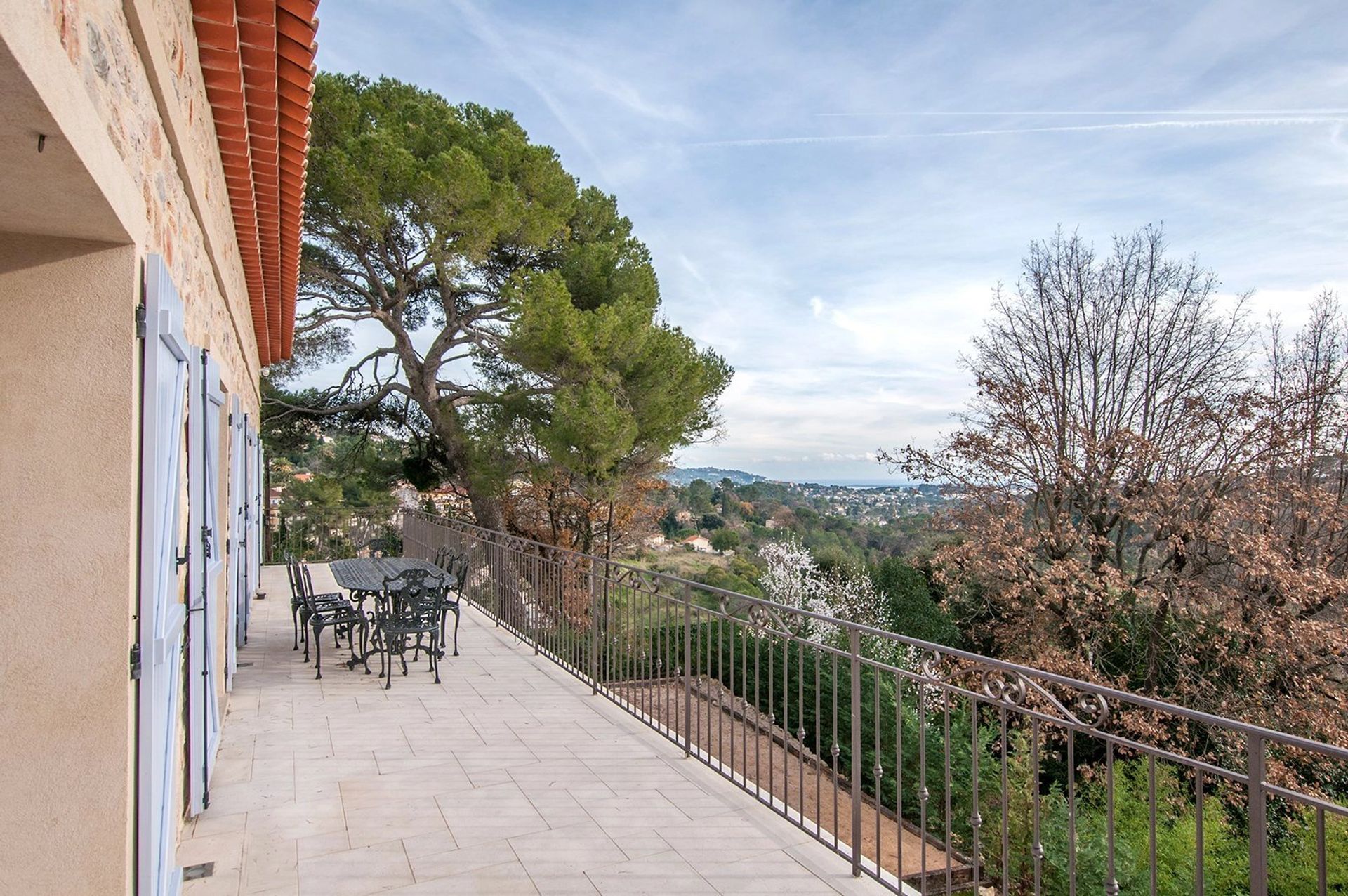 σπίτι σε Mougins, Alpes-Maritimes 12890130