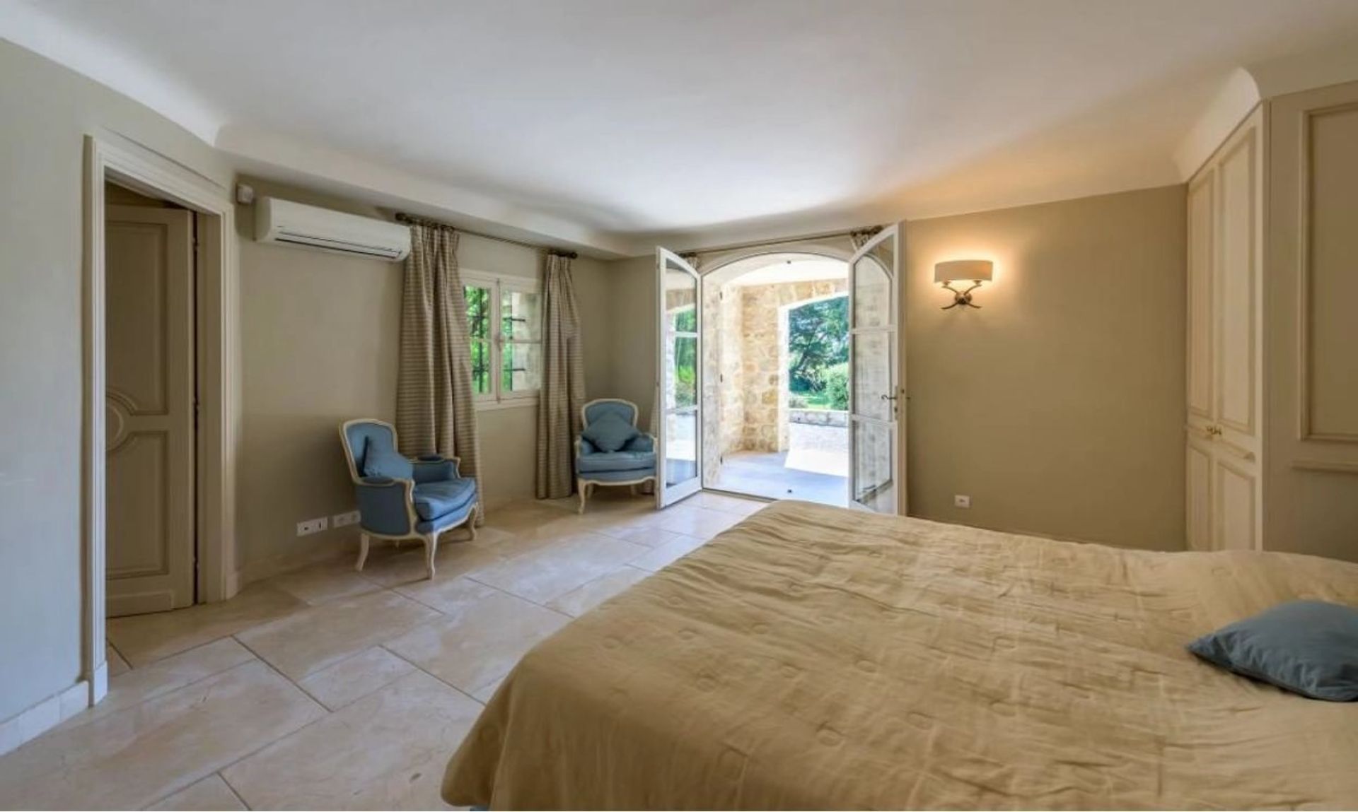 Hus i Antibes, Alpes-Maritimes 12890137