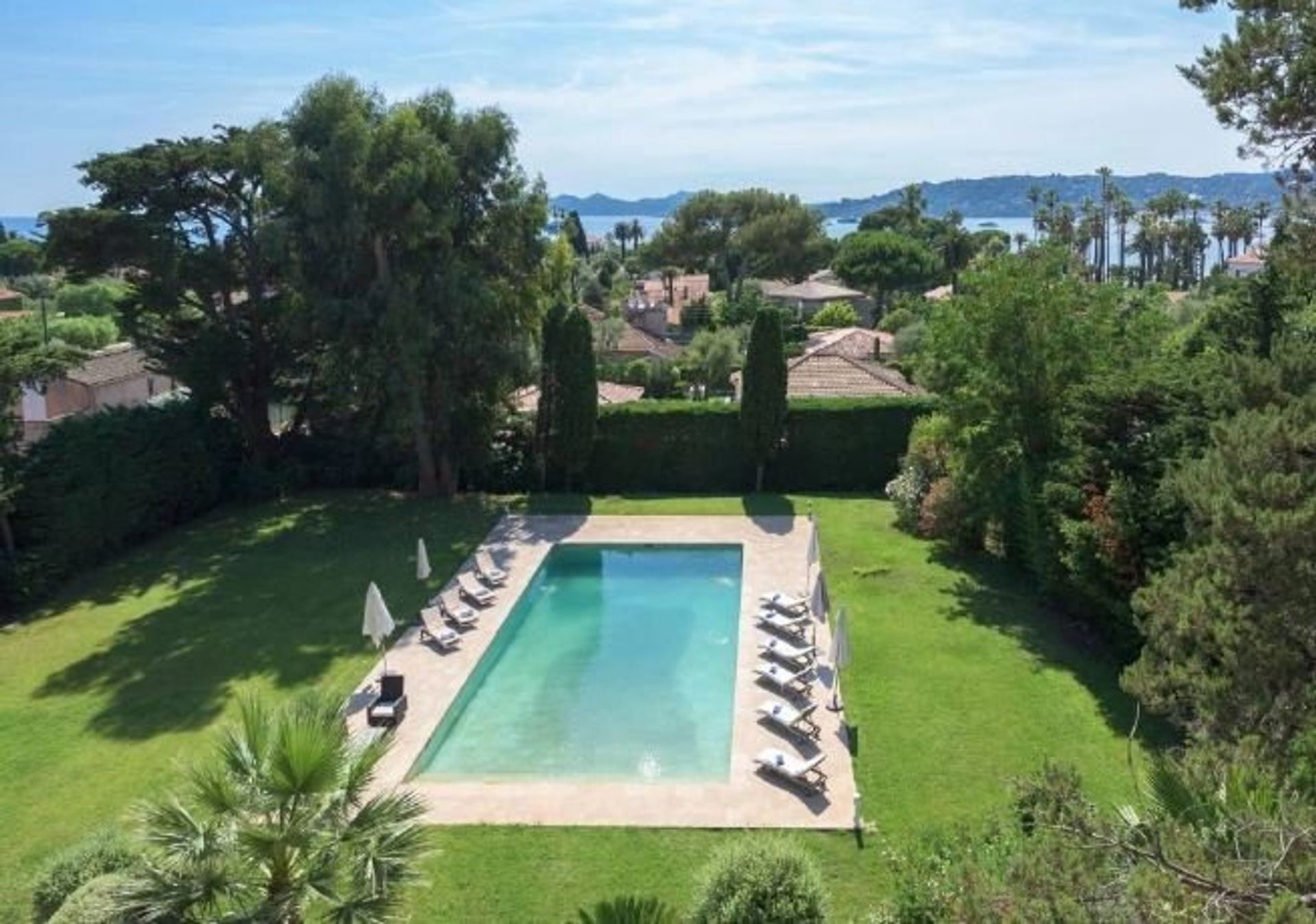 Hus i Antibes, Provence-Alpes-Cote d'Azur 12890137