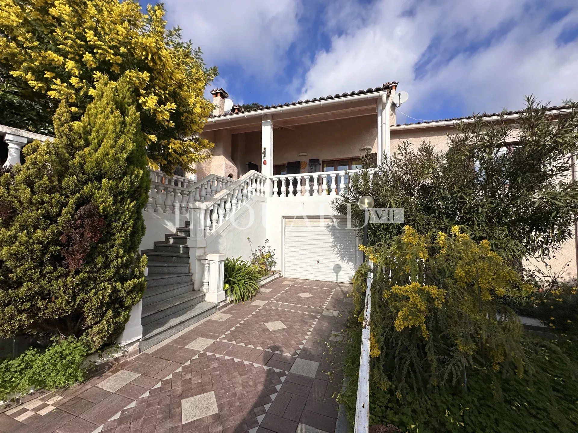 rumah dalam Castellar, Provence-Alpes-Cote d'Azur 12890391