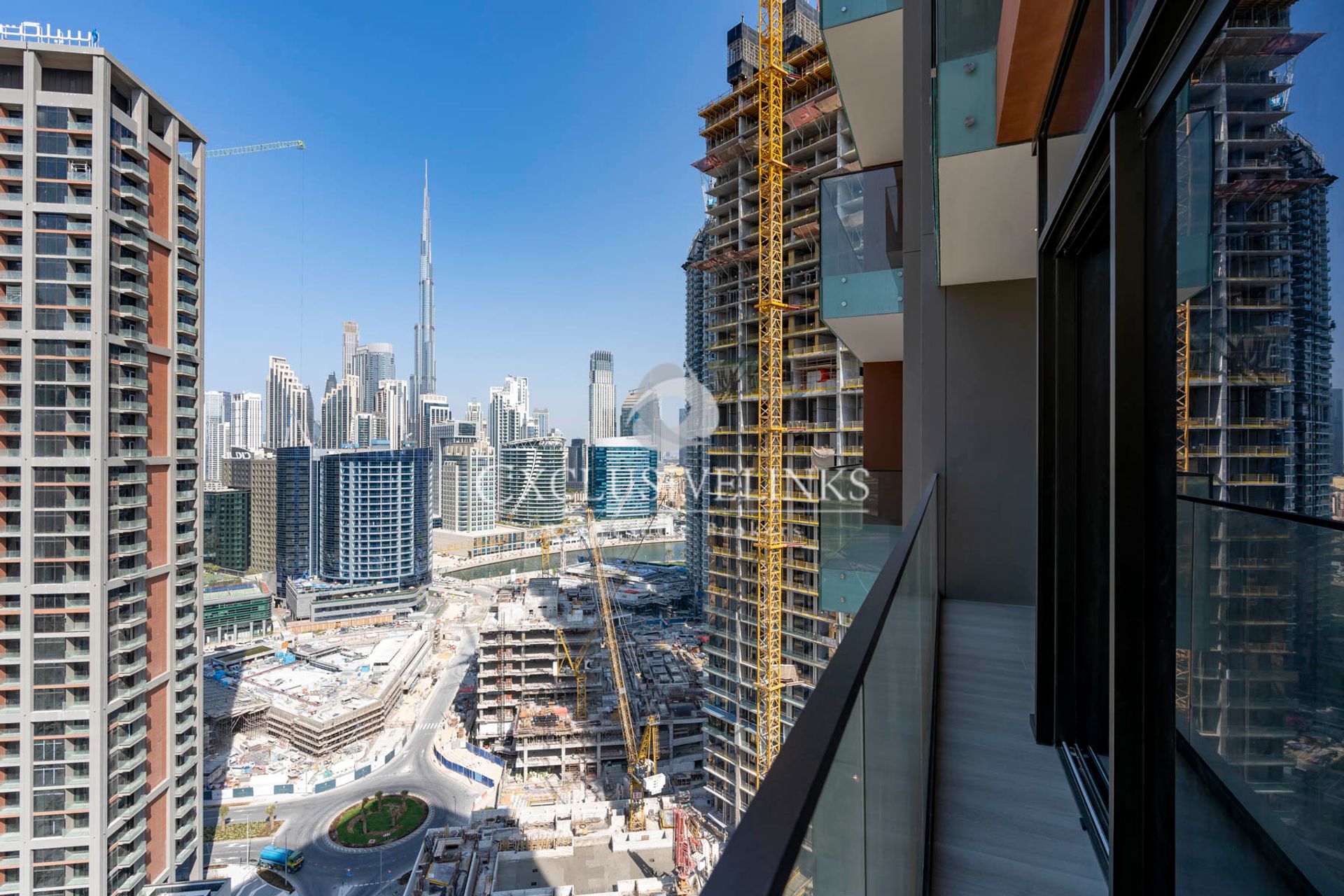 Residential in Dubai, Dubai 12890610