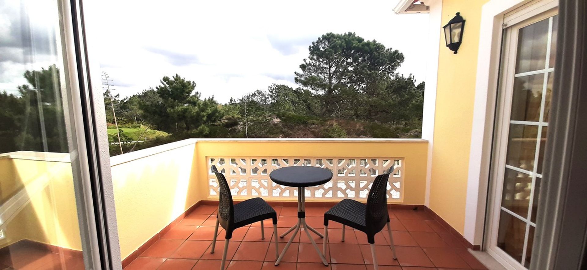 Condominium in Ferrel, Leiria 12890786