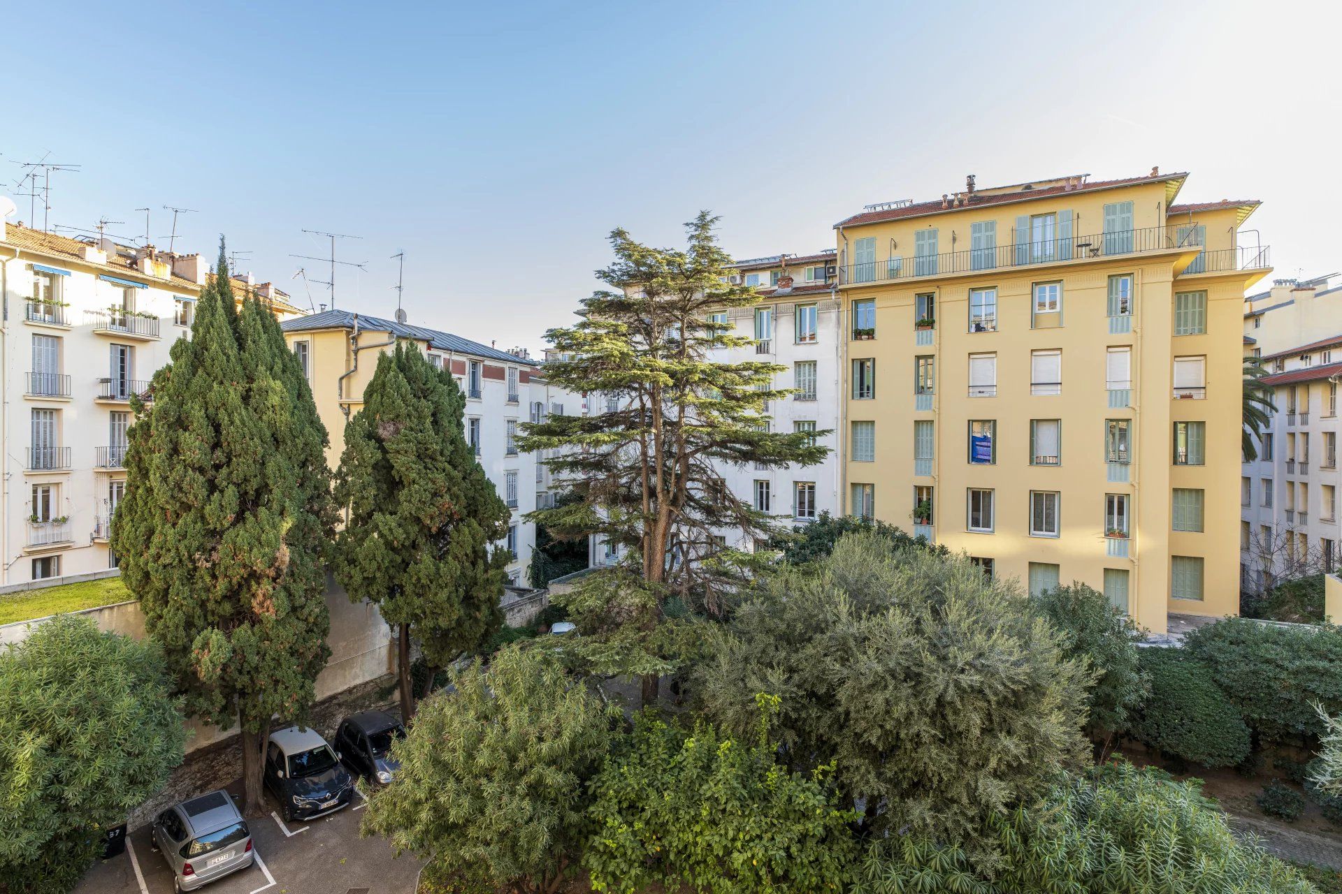 Condominio en Nice, Alpes-Maritimes 12890889