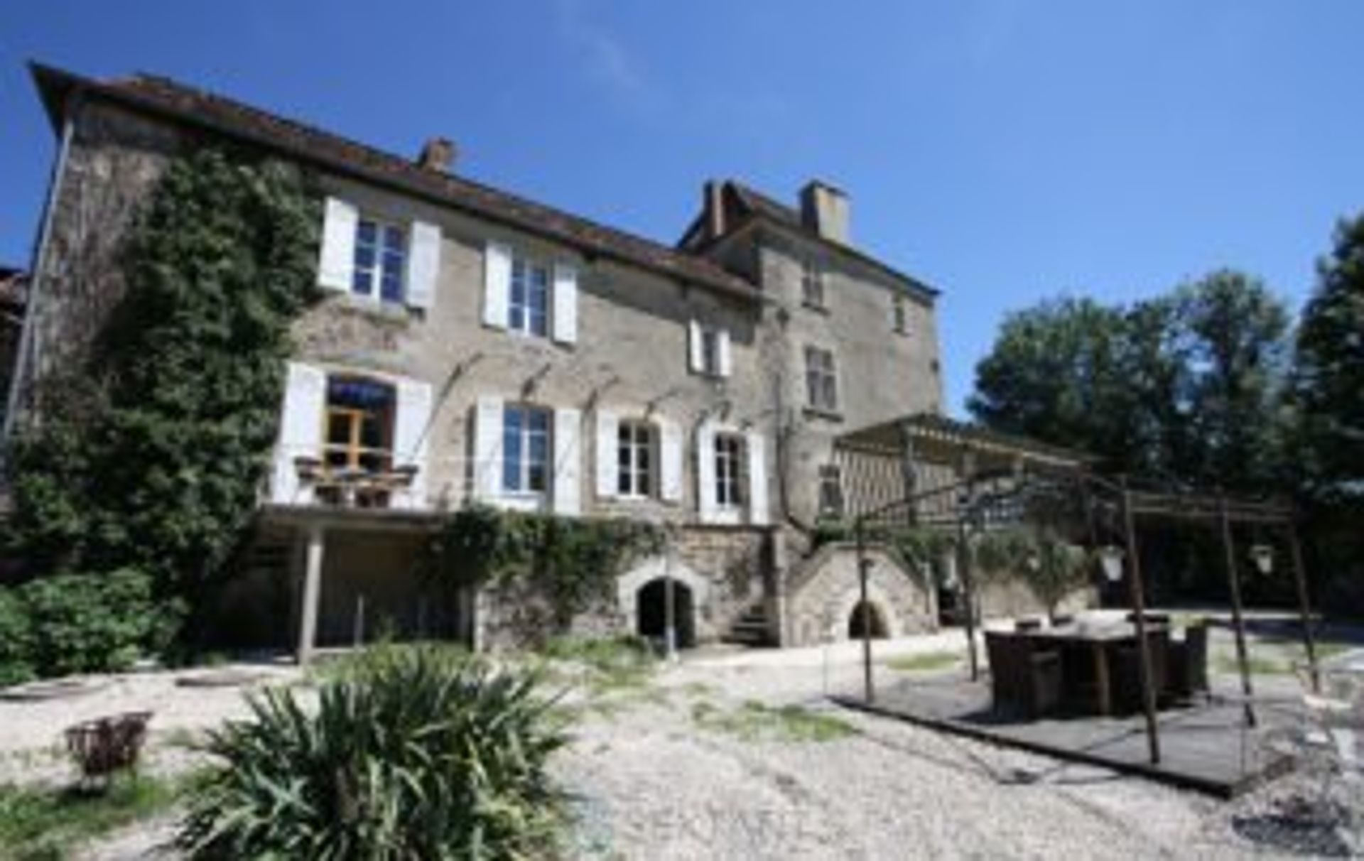 其他 在 Saint-Jory-de-Chalais, Nouvelle-Aquitaine 12891205