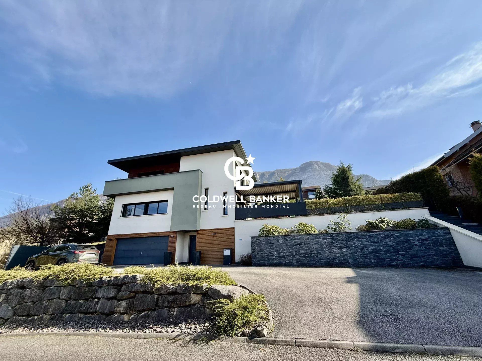 casa no Bossey, Auvergne-Rhone-Alpes 12891862