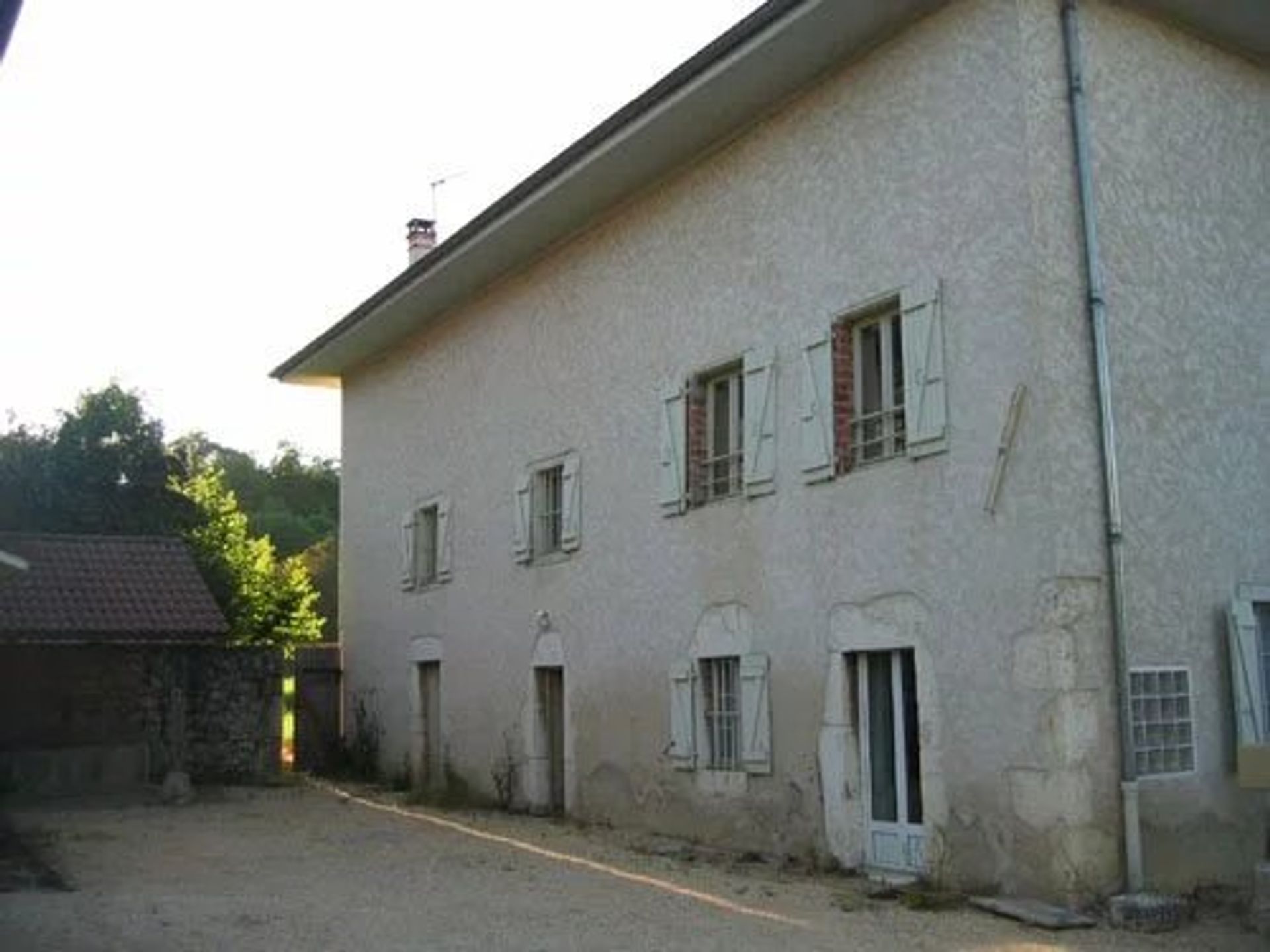 Residentieel in Chantesse, Isère 12892250