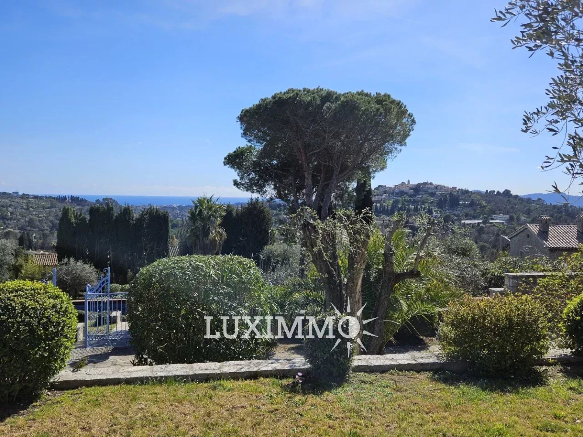 Casa nel Mougins, Provence-Alpes-Cote d'Azur 12892270