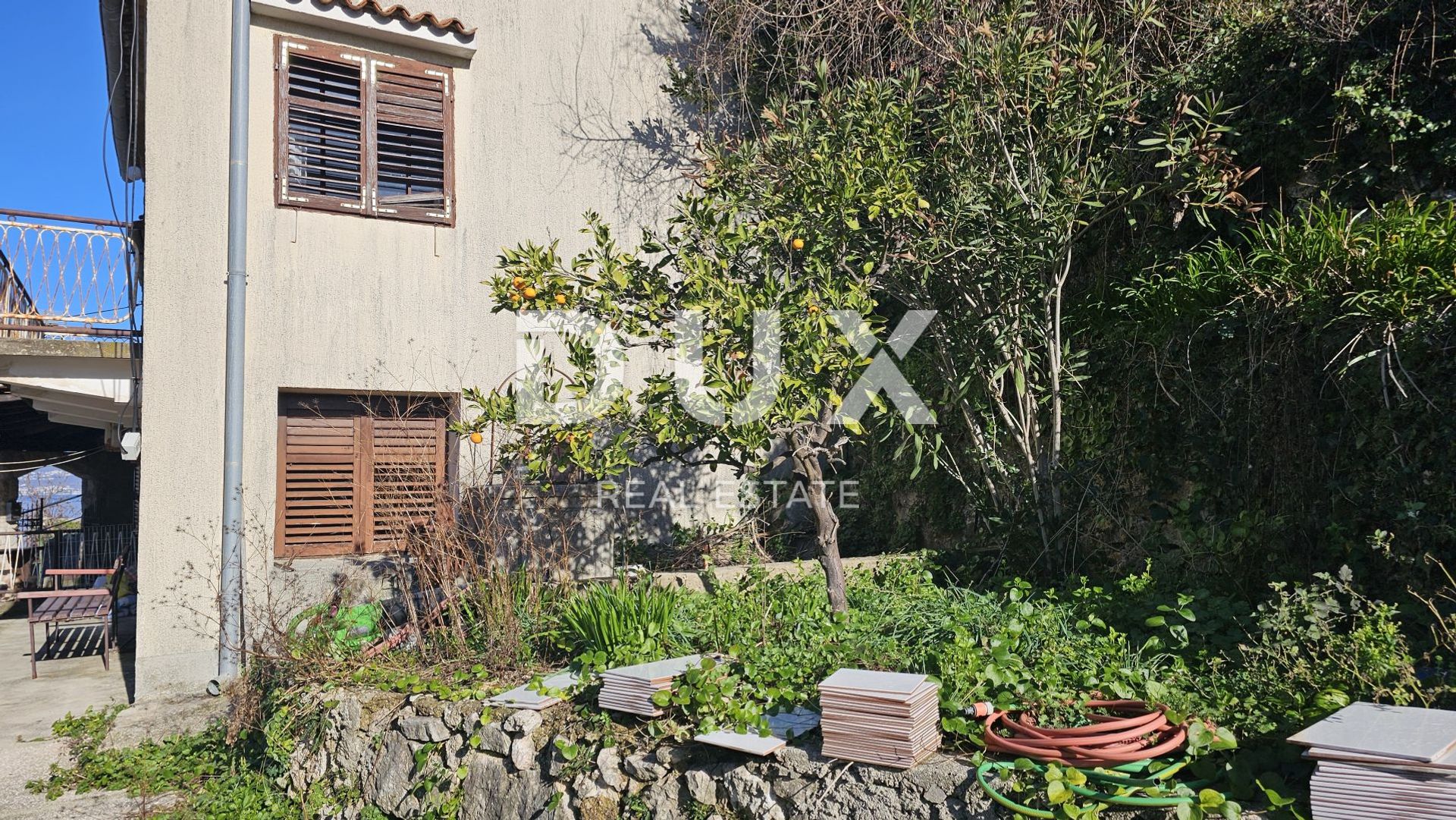 rumah dalam Vrbnik, Primorje-Gorski Kotar County 12892381